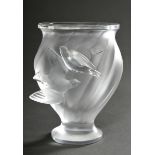 Lalique Vase in mattiertem farblosem Formglas mit Reliefdekor "Zwei Vögel",sign., 20.Jh., H. 12,6cm