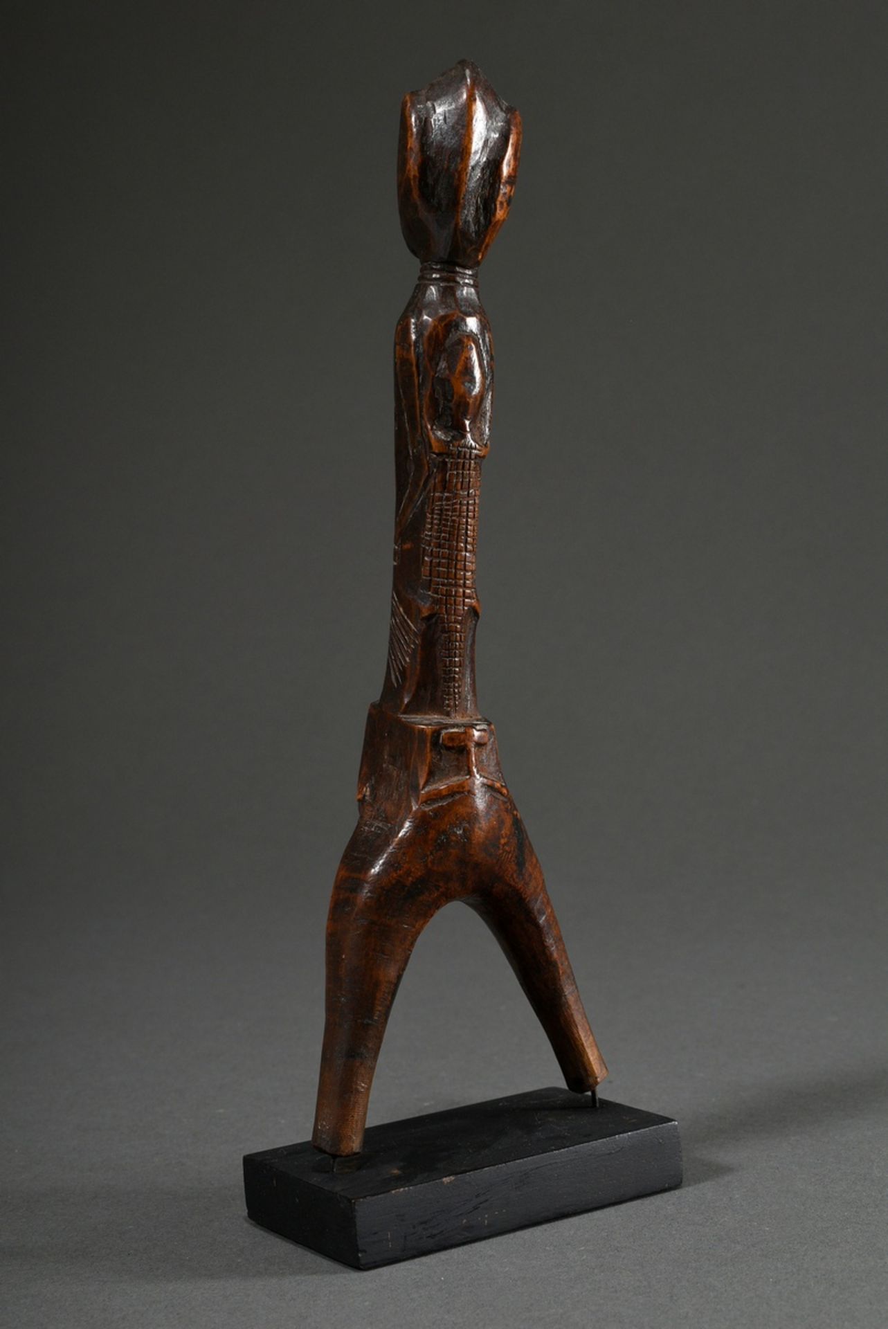 Large Baule slingshot "Male double figure with crocodile", finely carved dark wood, Ivory Coast, ba - Image 3 of 5