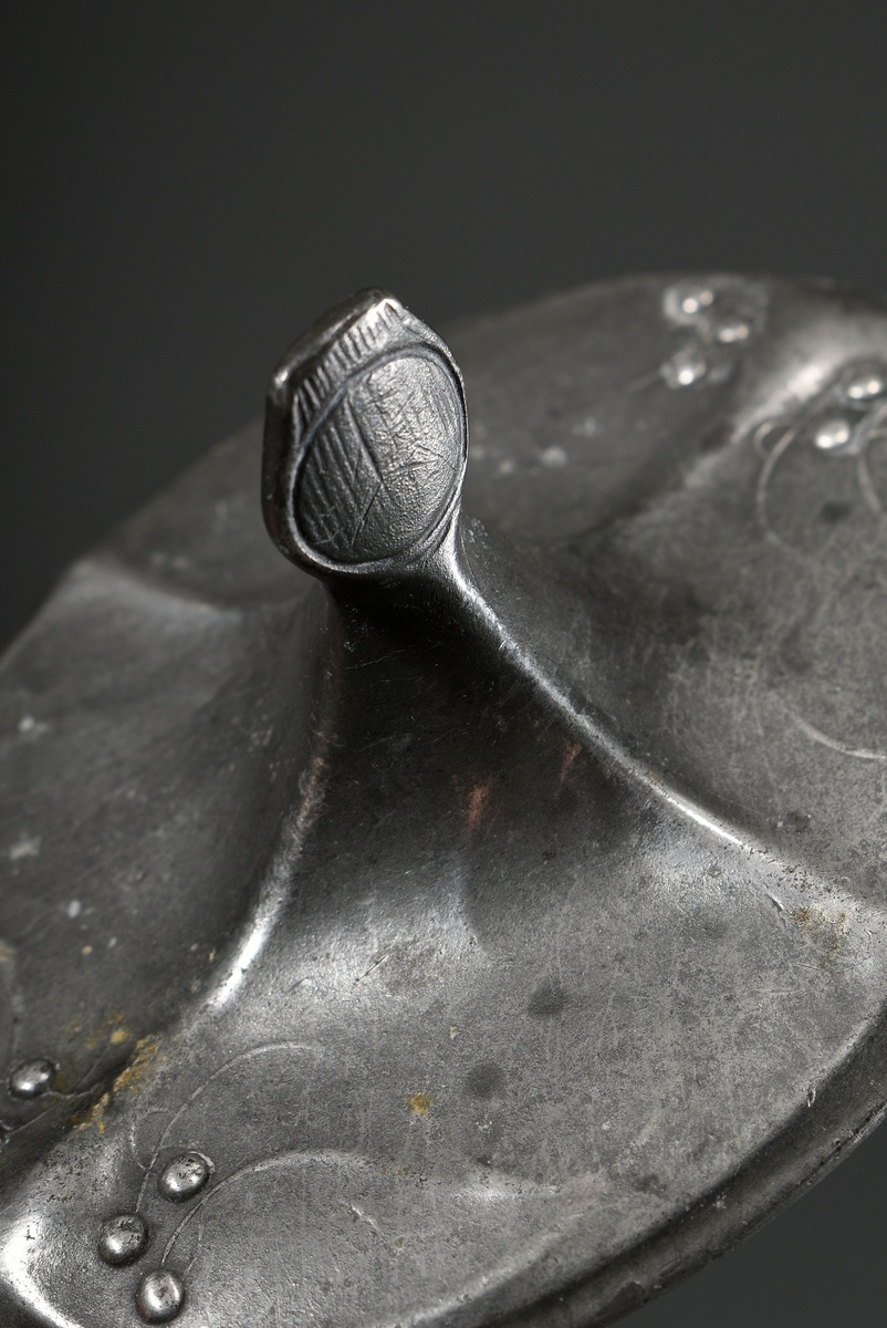 2 pieces of Kayser pewter: sugar bowl and cream jug with floral art nouveau relief and engraved mon - Image 3 of 8