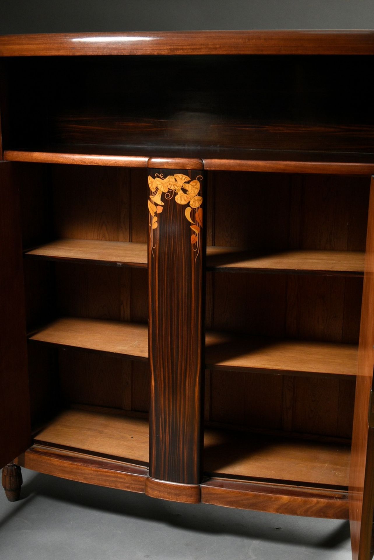 Art Deco cabinet in the style of Emile-Jacques Ruhlmann (1879-1933) with sparse inlay "winches" and - Image 4 of 6