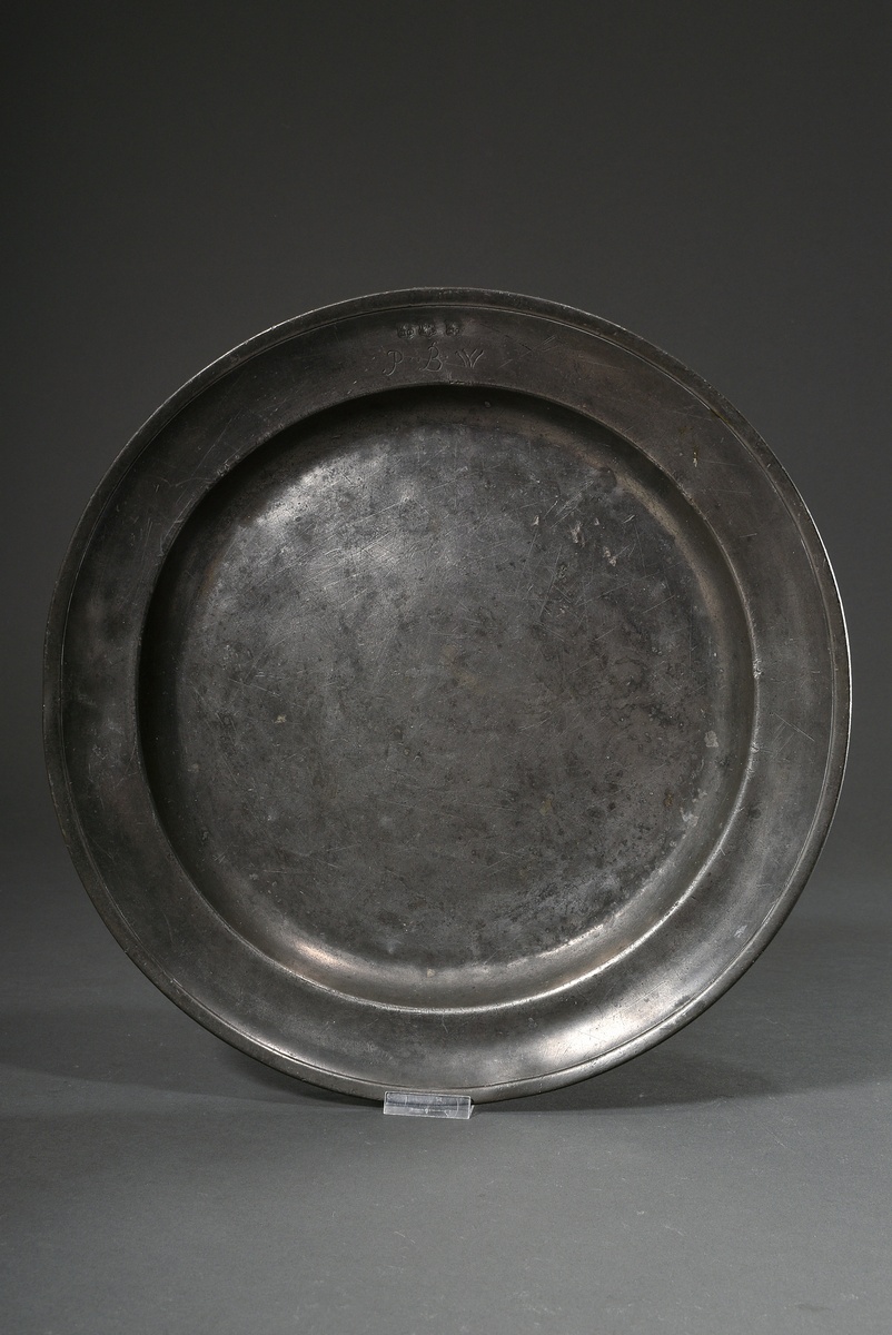 Large North German plate with engraved monogram "P.B.W.", MZ: "DMEB" (Baumann? c. 1730/40)/ Güstrow