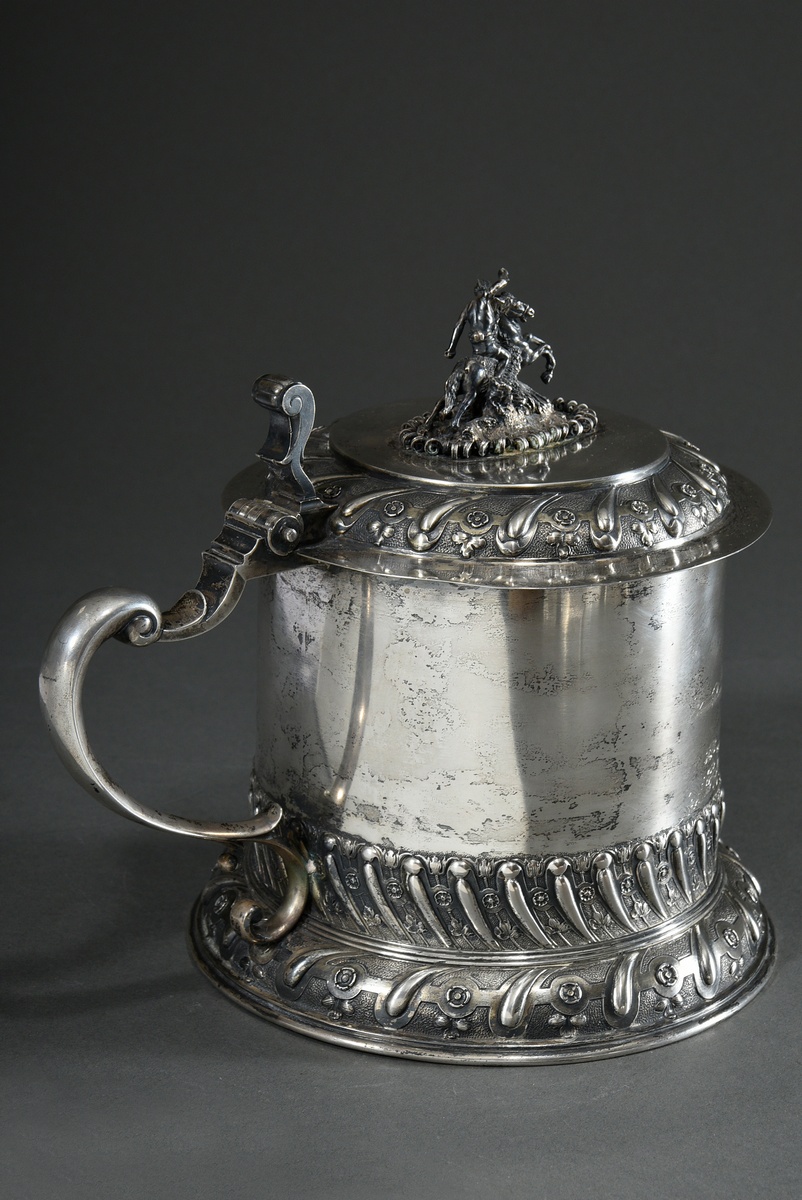 Large Historicist lidded tankard after a Baroque model with ornamentally chased friezes and foot as - Image 3 of 12