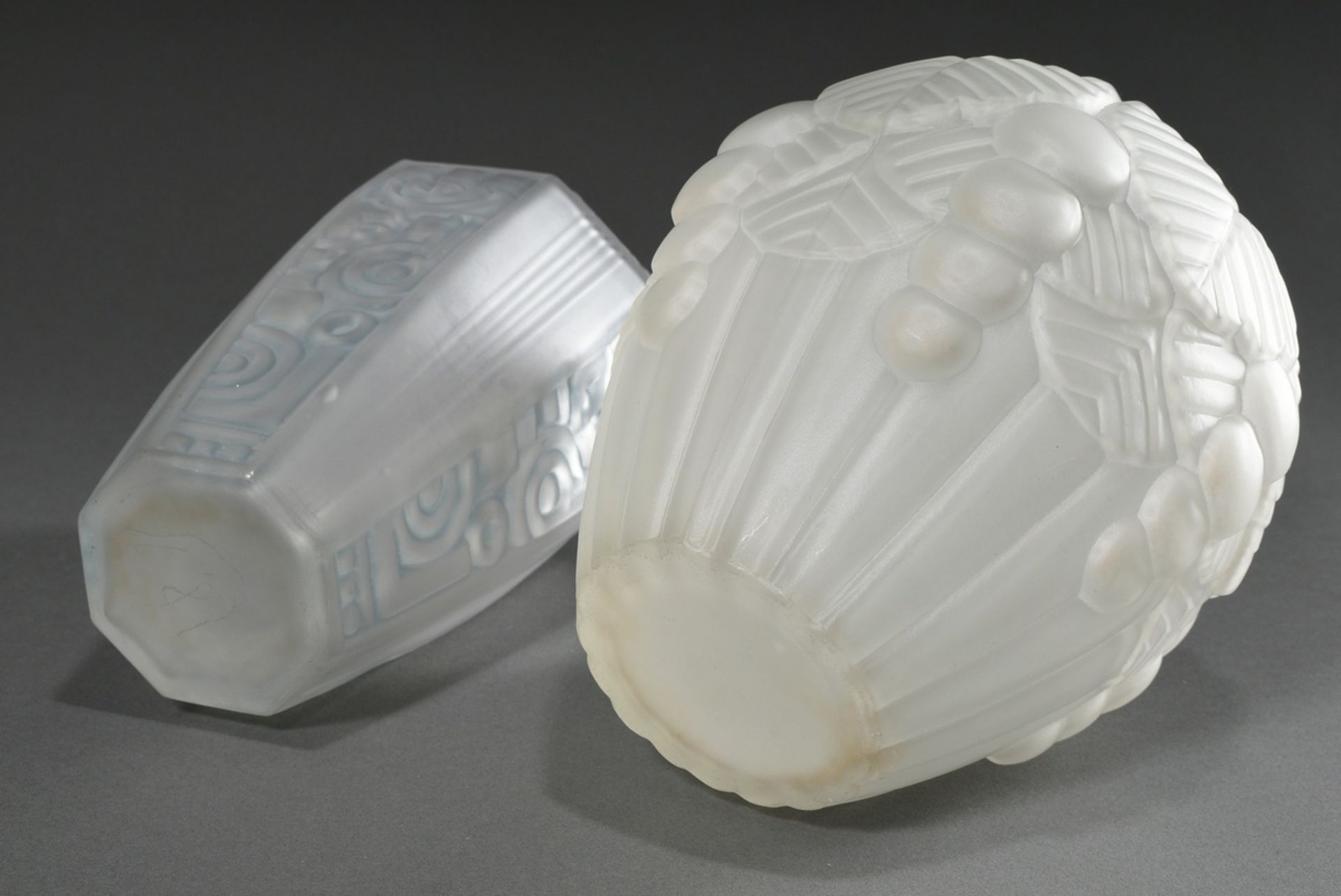2 Various Art Deco glass vases blown into the mould with geometric and floral abstract patterns, ma - Image 3 of 5