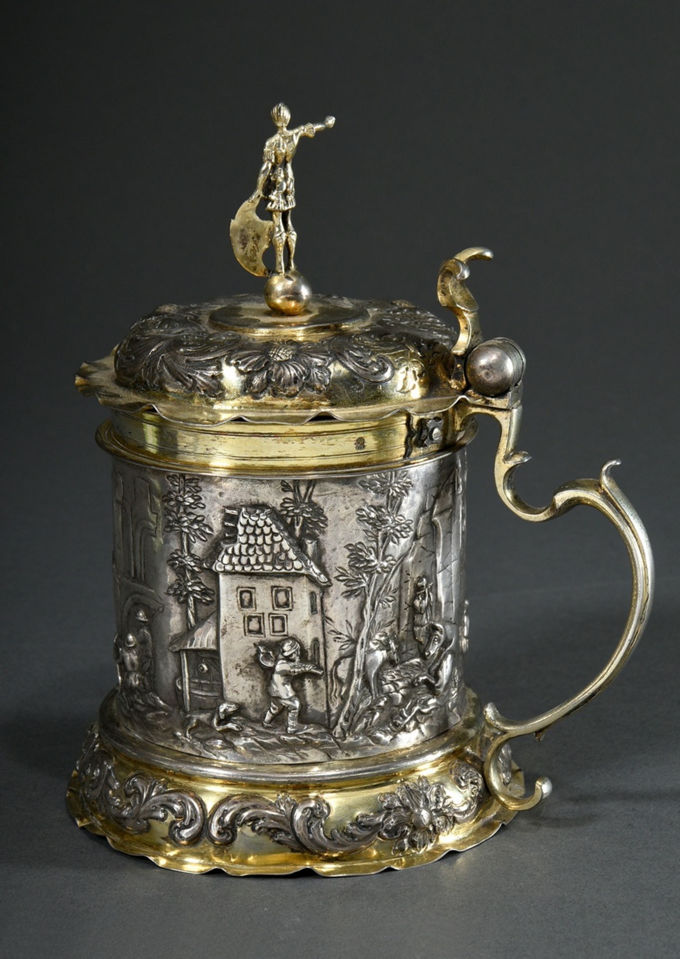 Baroque lidded tankard with cylindrical double-walled body and drift work "Rural scenes against an  - Image 3 of 10