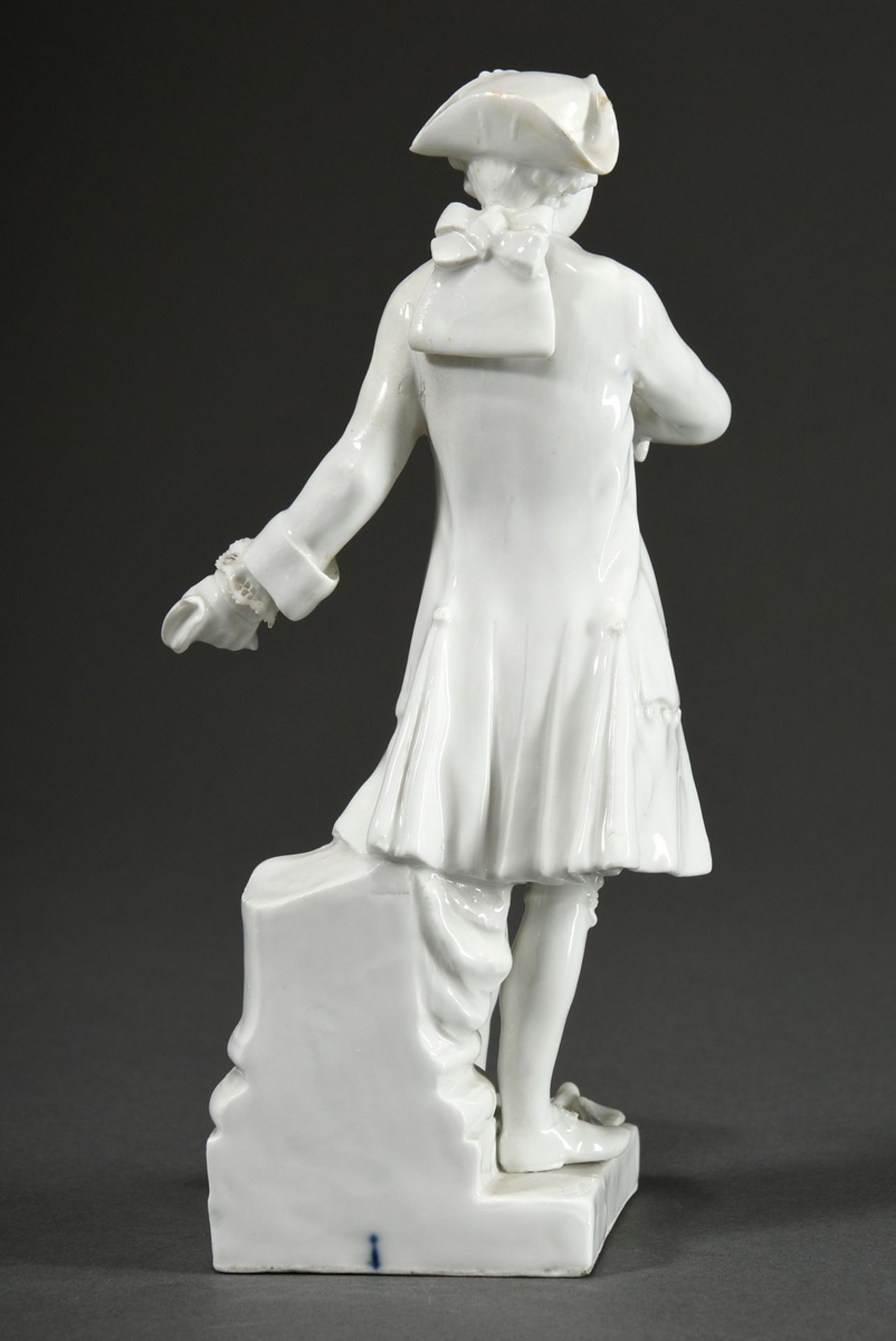 KPM Figur „Freimaurer Geselle“, unbemaltes Porzellan, Berlin um 1780, H. 20cm, Vgl.: Museum für Ham - Bild 3 aus 6