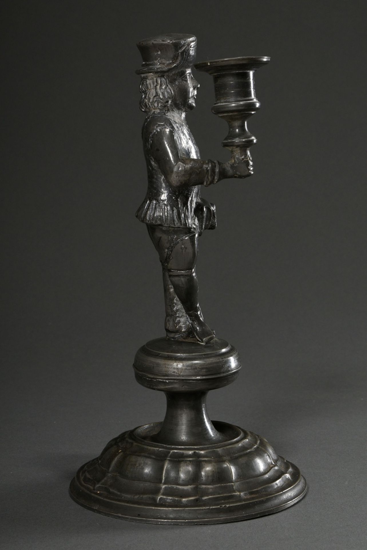 Pewter miner's candlestick with massive fully plastic miner's figure with candle socket in the righ - Image 2 of 5