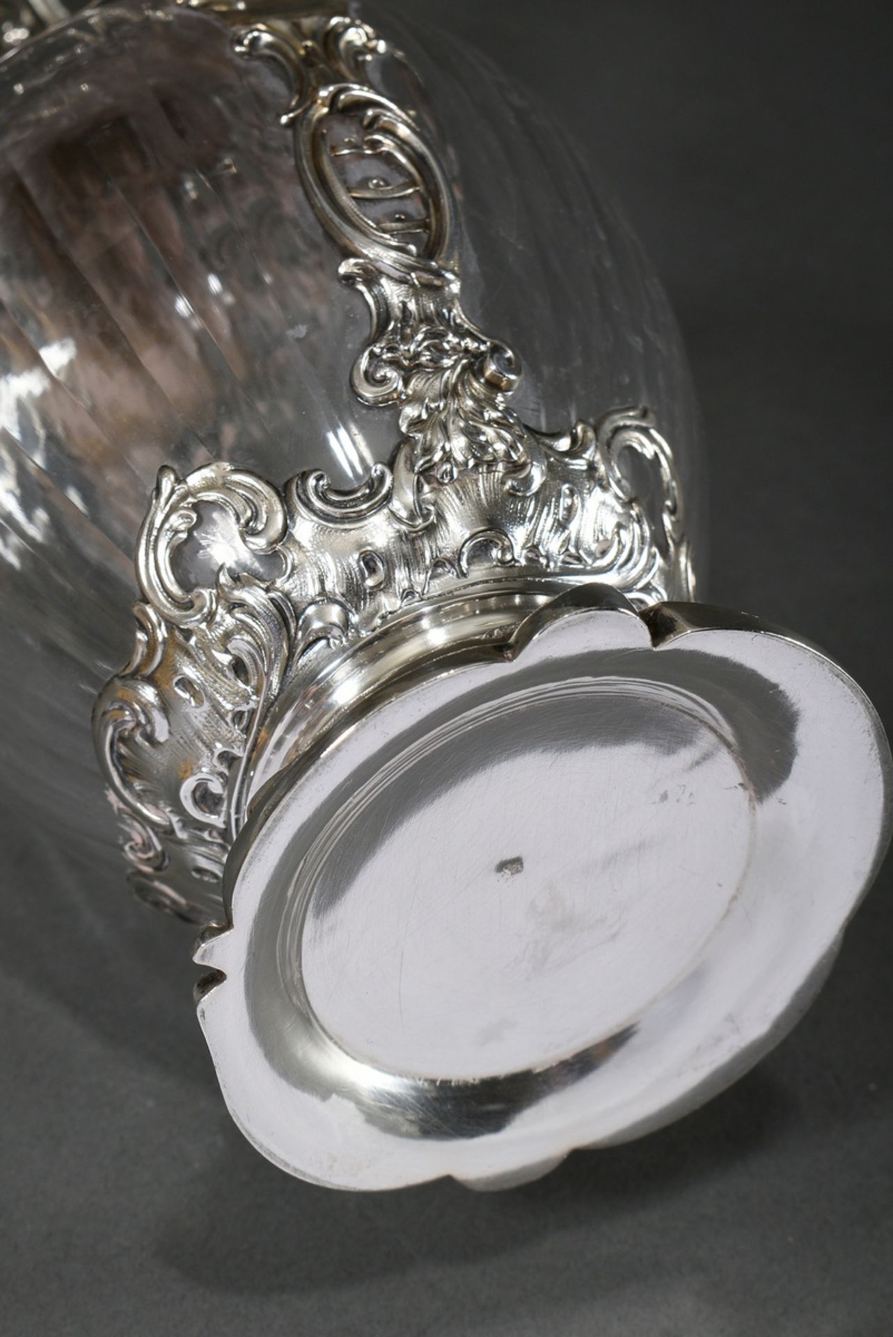 Elegant cupboard jug with faceted body and floral silver mounting in neo-rococo style on neck and f - Image 6 of 7