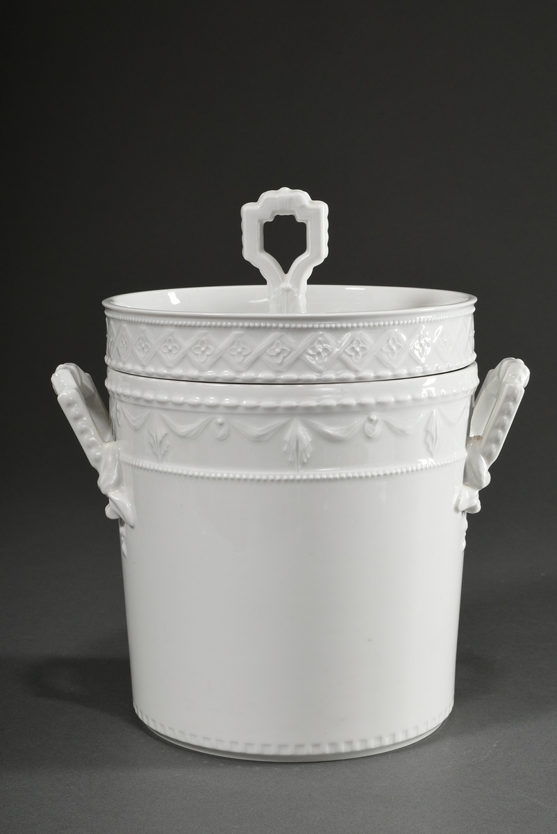 KPM "Kurland" ice cooler with lid, 20th c., h. 27.5cm, sanding stroke - Image 2 of 7