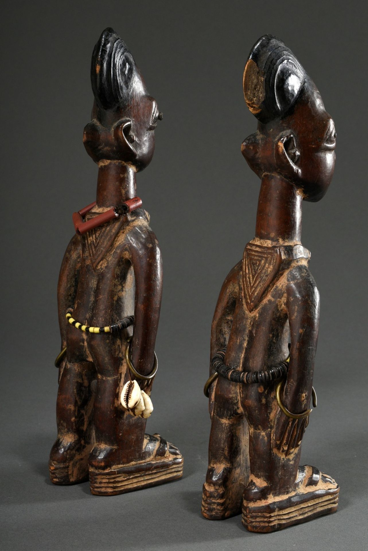 2 Male Yoruba/Abeokuta Ibeji twin figures with pearl jewellery, metal bracelets and separately carv - Image 2 of 7