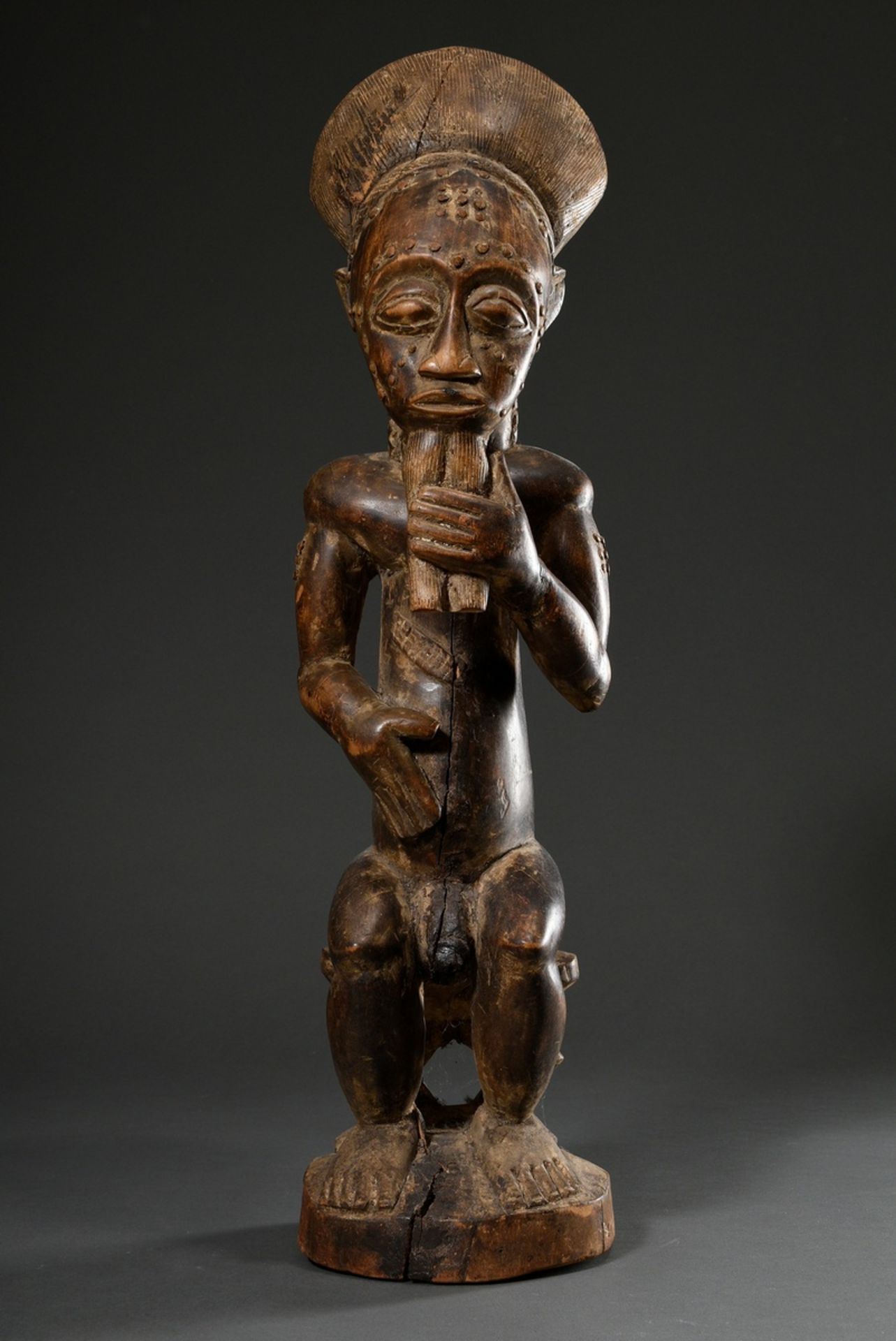 Männliche afrikanische Ahnenfigur "Blolo bian" mit Skarifikationen, Holz geschnitzt mit Resten alte - Bild 2 aus 9