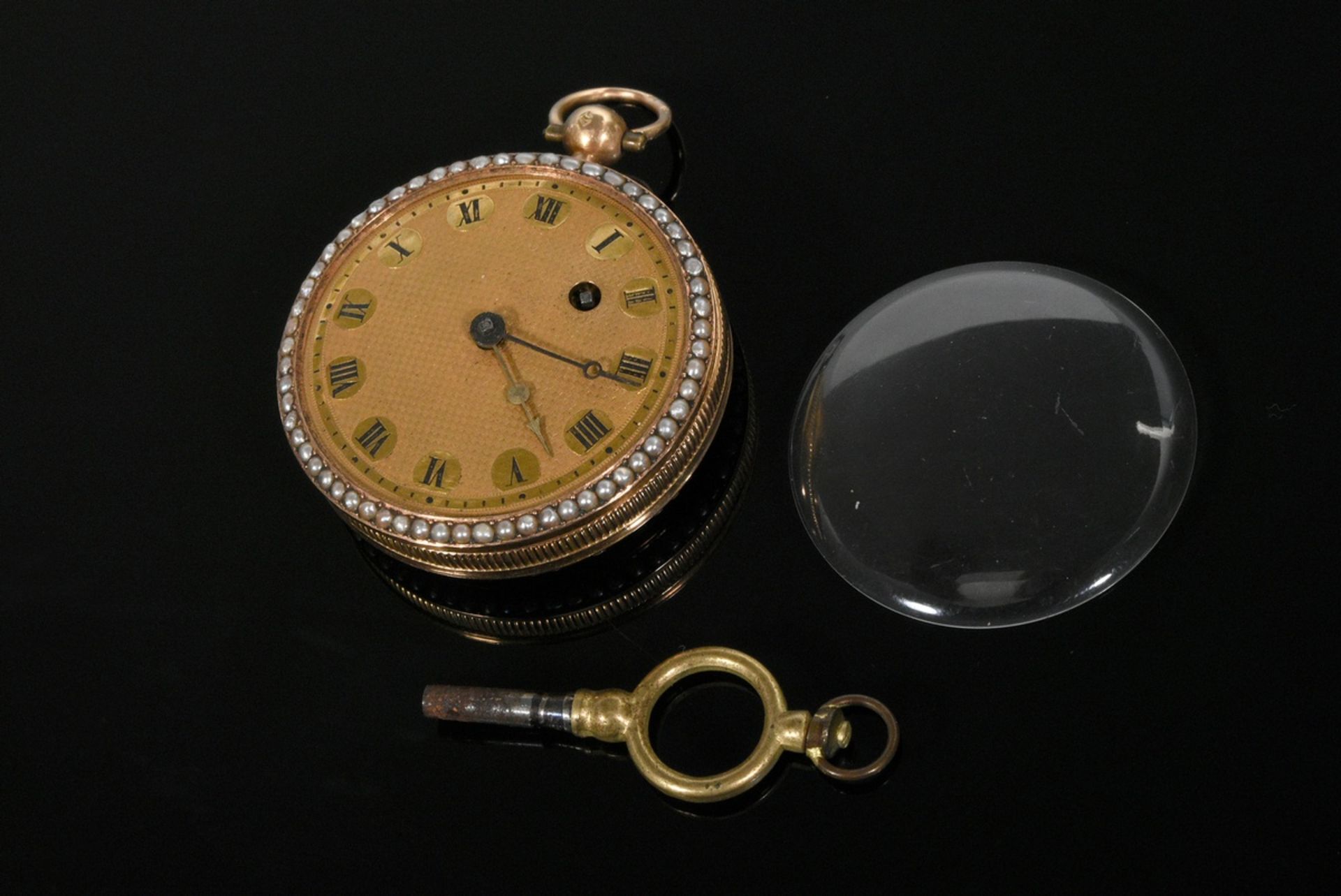 Spindle pocket watch in fine guilloché yellow gold 750 case with seed pearl lunettes, Roman numeral - Image 2 of 7