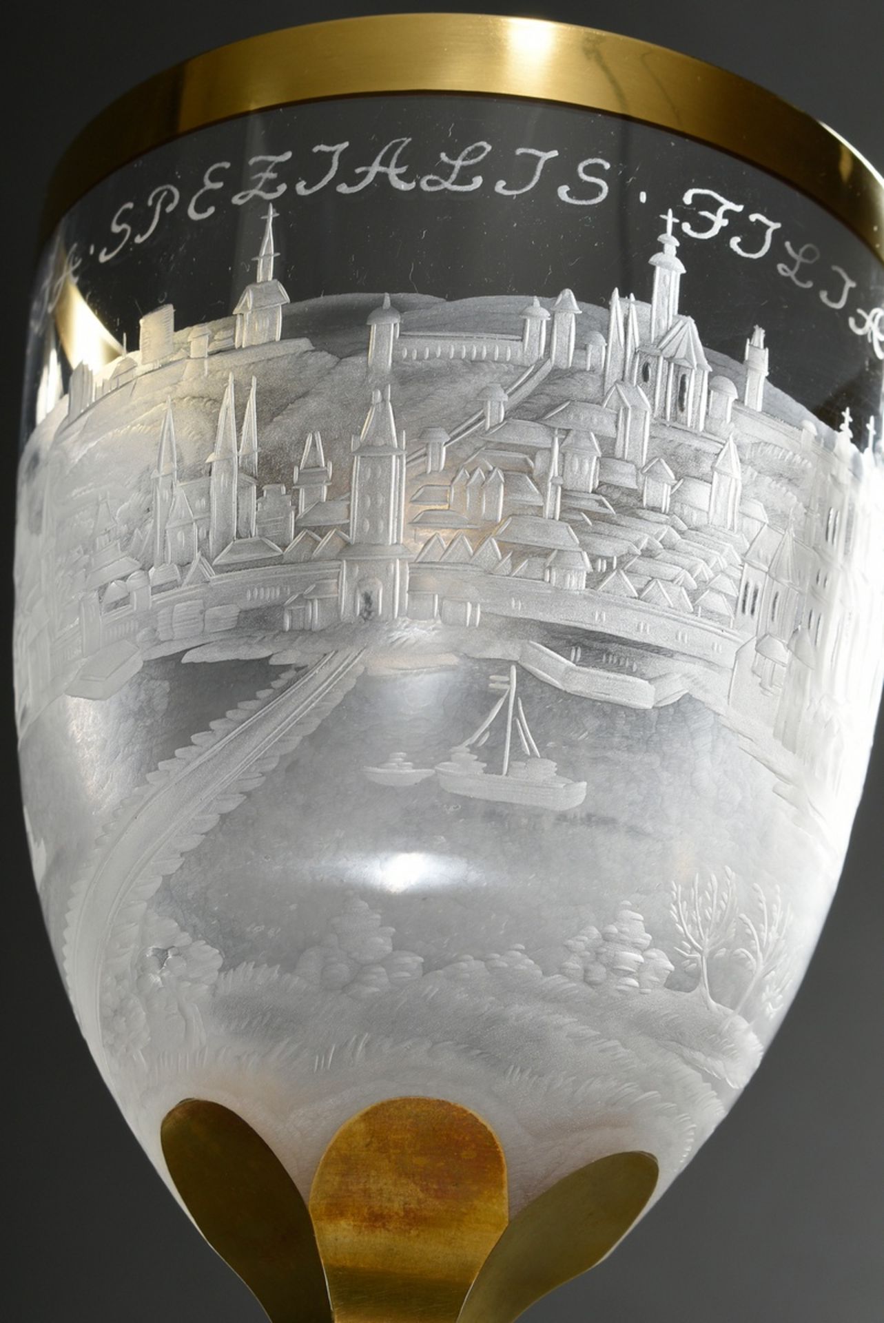 Large goblet glass with partial gilding and cut panoramic view of Mainz, circumferentially inscribe - Image 3 of 8