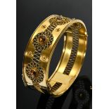 Handgefertigter Gelbgold 585 Armreif mit Citrinen in filigraner Fassung, 33,4g, Ø 6,3x5,3cm, Trages