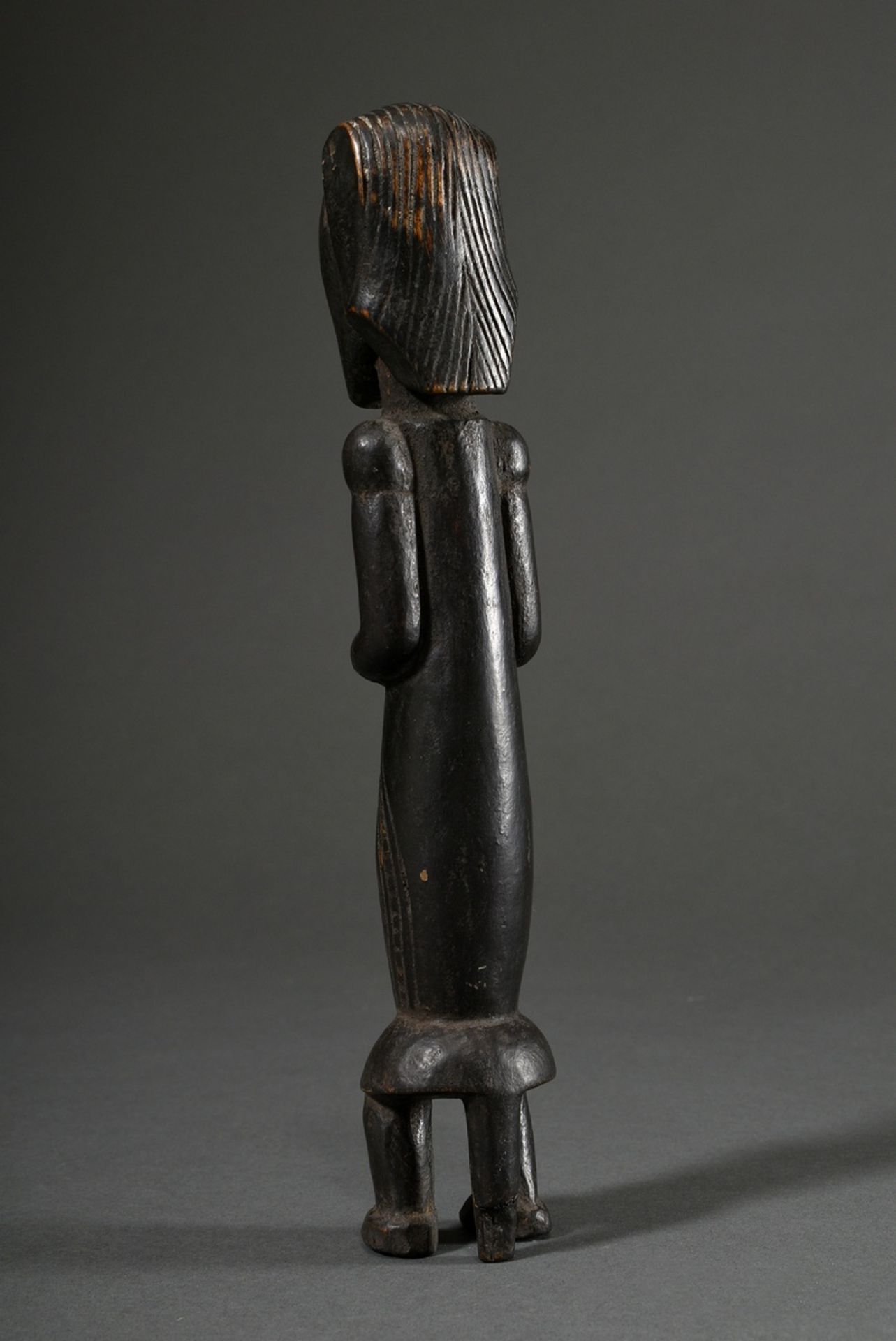 Small female African ancestor figure with scarifications, wood carved and dark stained, probably Fa - Image 4 of 6