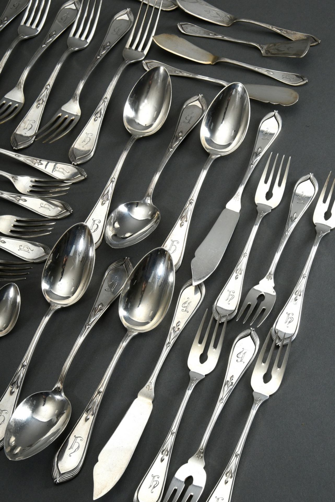 88 Pieces silver cutlery "Bremer Lilie" with monogram "H" for 6 persons, design: Hugo Leven for Koc - Image 3 of 7