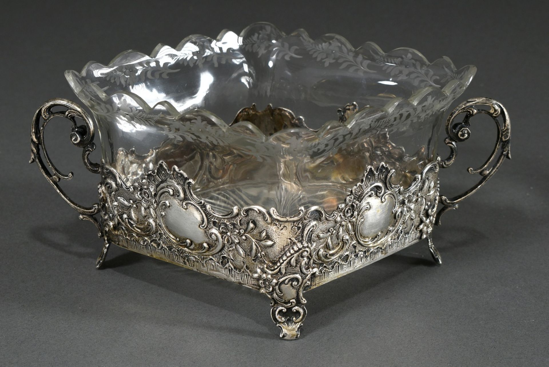 A rhombus-shaped biscuit dish in neo-rococo style on small feet with ornamental handles and floral  - Image 3 of 6