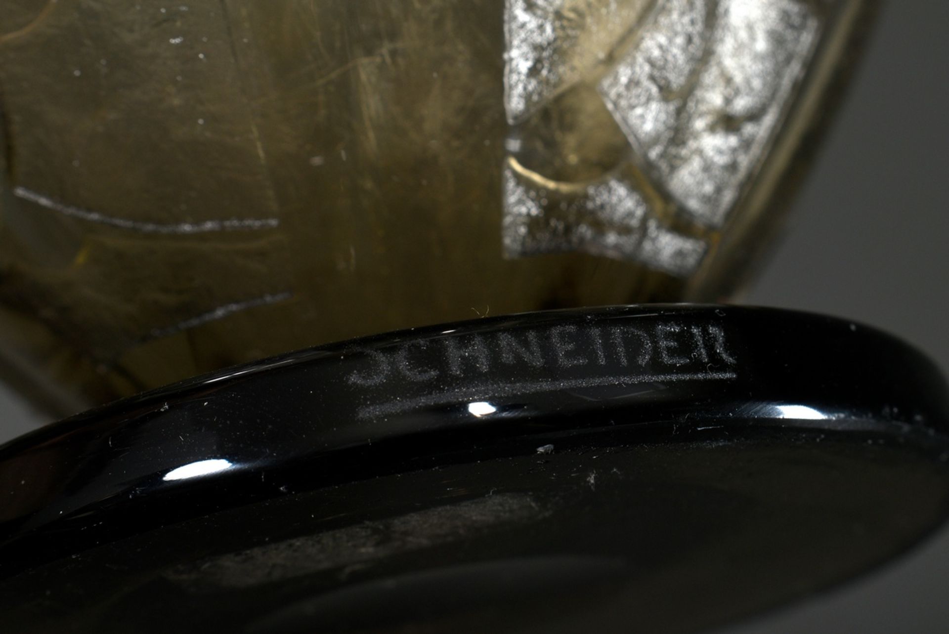 Art Deco bowl with abstract etched decoration on the wall and smoked glass foot, sign. Schneider, N - Image 4 of 4