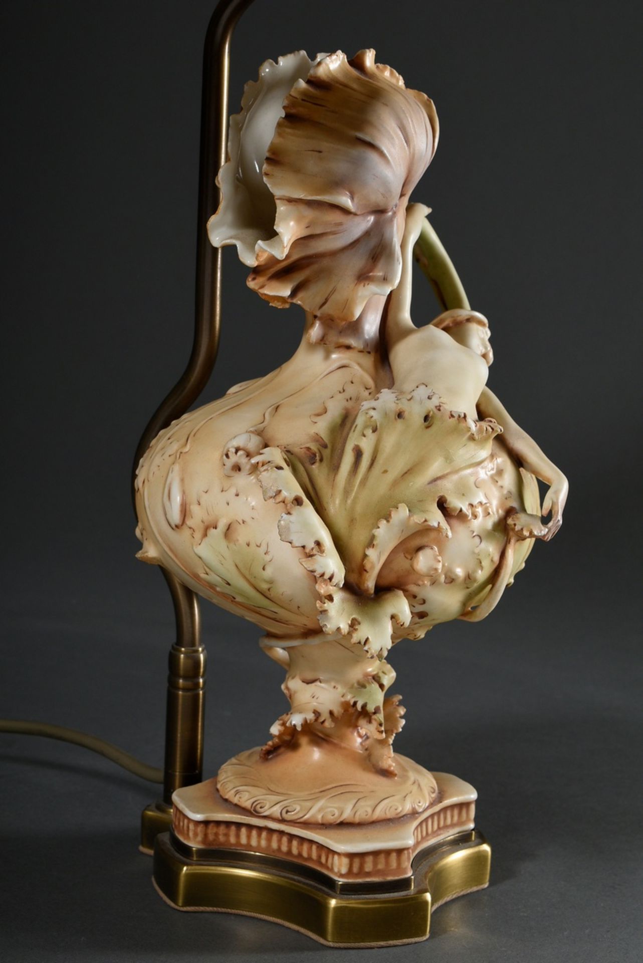 Table lamp with Art Nouveau vase "Girl and Poppy Blossoms", above a fourfold indented base corpus w - Image 3 of 5