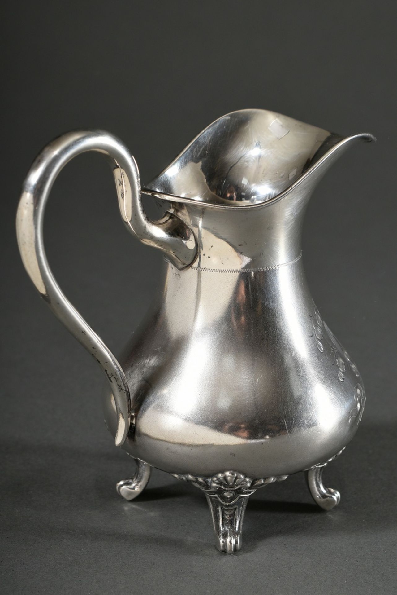 Cream jug with floral engraving "Lily of the Valley" on feet, c. 1890, Manufact. Emil Hofmann/Hambu - Image 2 of 5