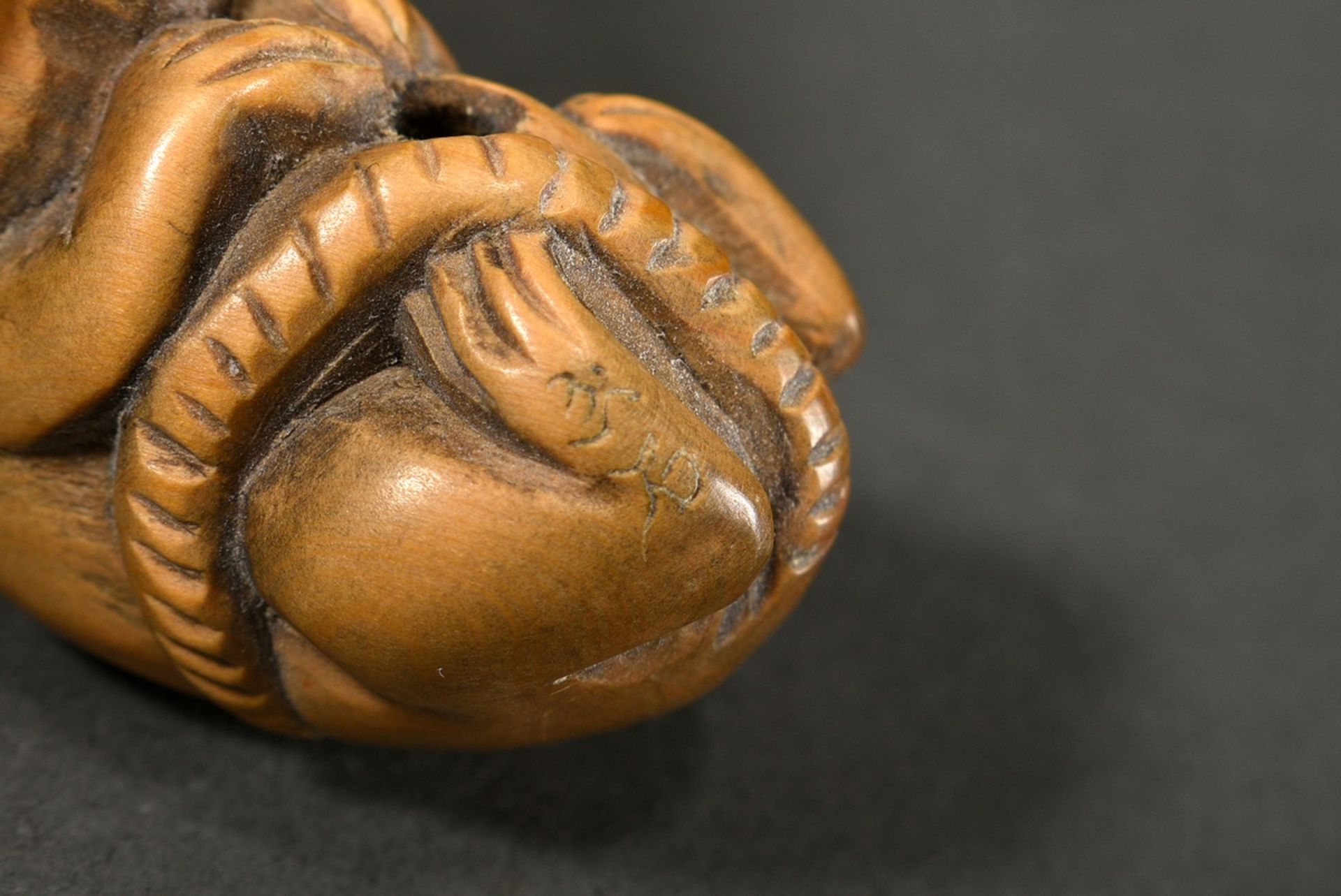 4 Various fine bamboo carvings: "Old Daoist sage with calabash", China, Qing period (h. 4.5cm, min. - Image 7 of 14