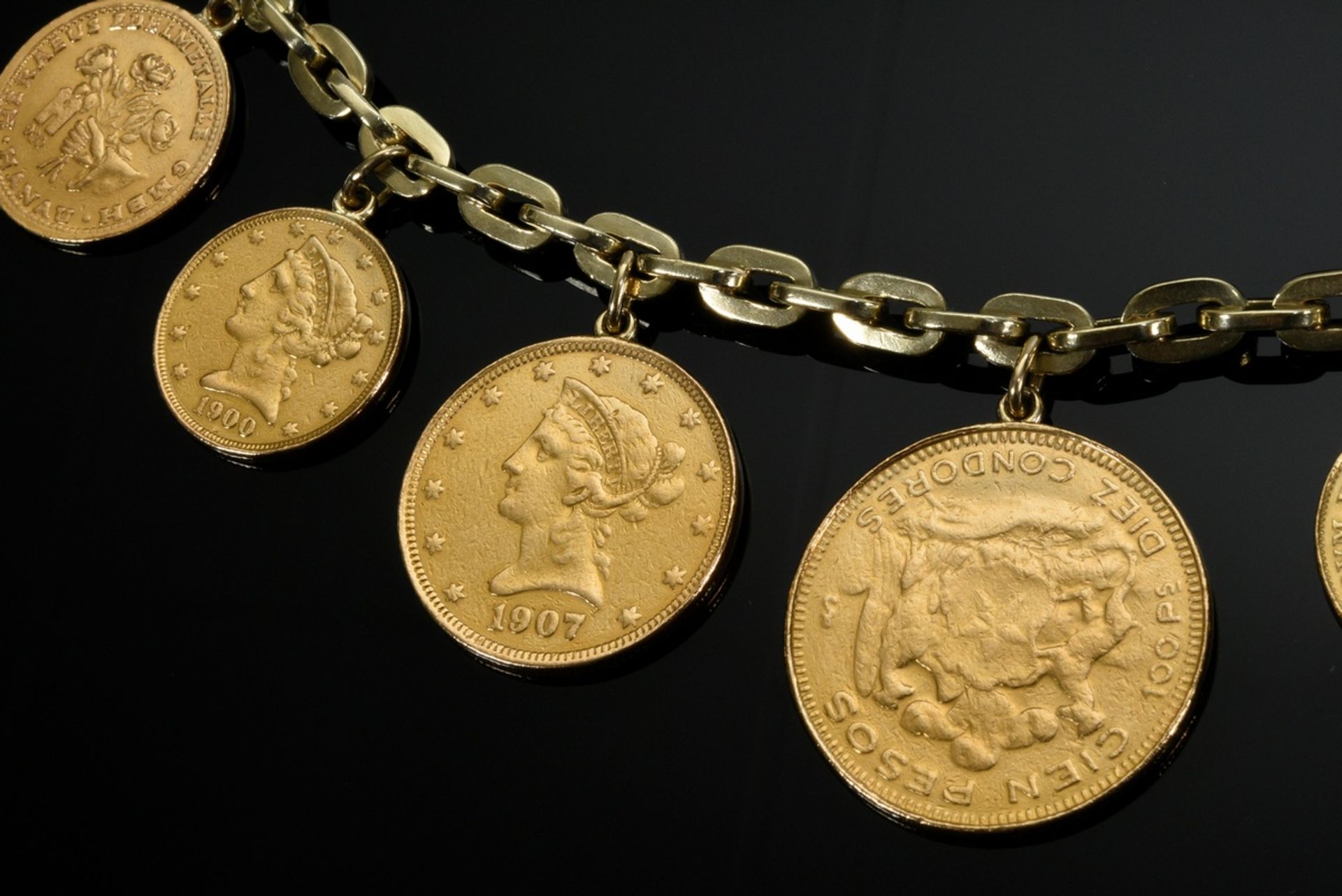 Yellow gold 585 bracelet with 6 international yellow gold 896, 900, 916 coins: 1 Pound Sovereign, 5 - Image 3 of 4