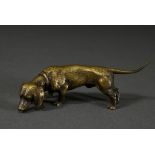 Kleinplastik "Dackel", Bronze fein ziseliert, um 1900/1920, L. 11,5cm, 2 Montierungslöcher unter de