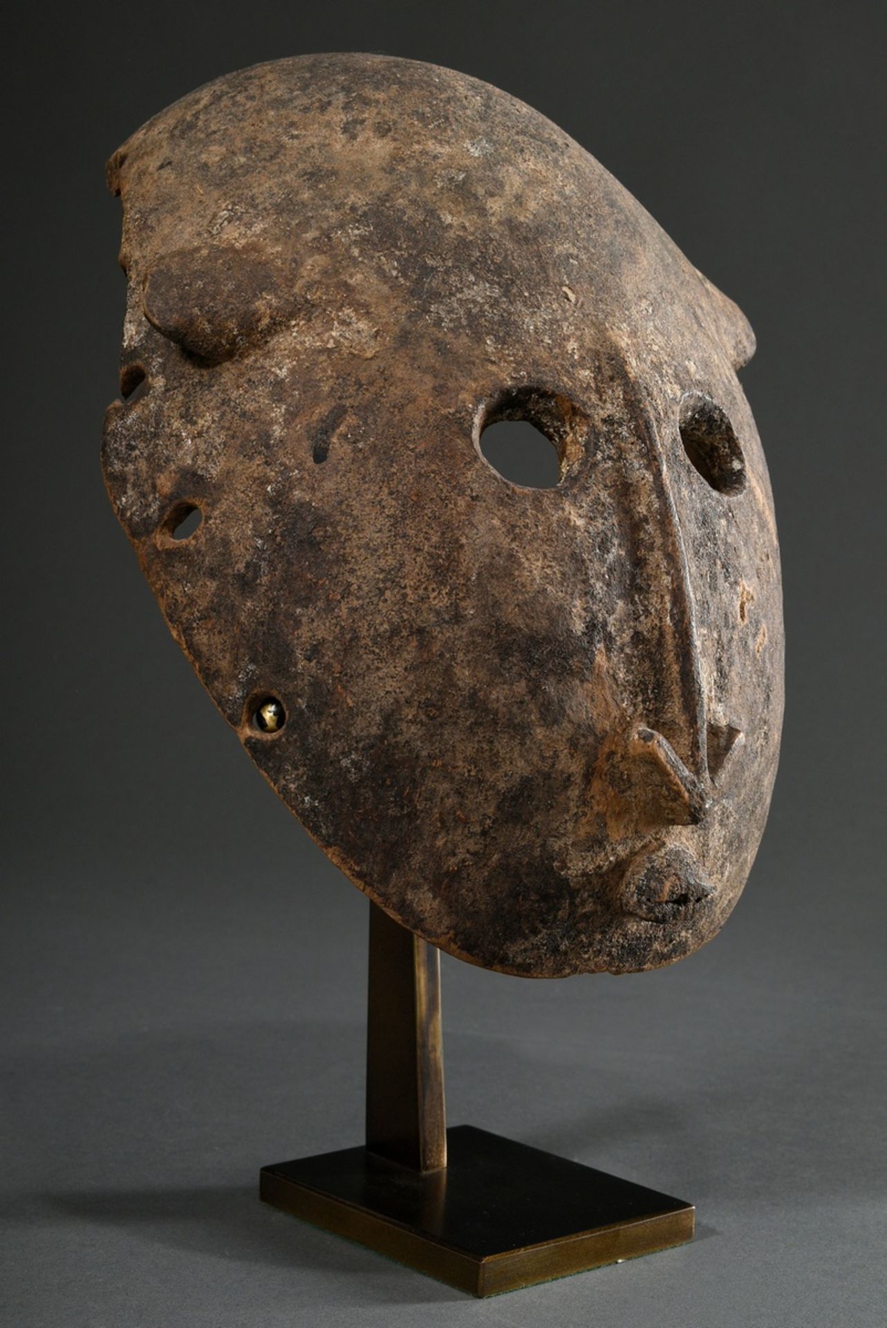 Dogon mask with round eyes, arrow nose, pointed mouth and small ears (the rare type of "Lion Mask" 