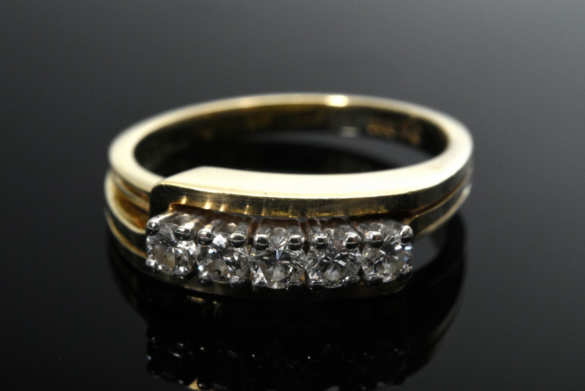 Schmaler Gelbgold 585 Ring mit Brillanten (zus. ca. 0.40ct/SI-P1/W-TCR), 5,1g, Gr. 55 - Bild 3 aus 3