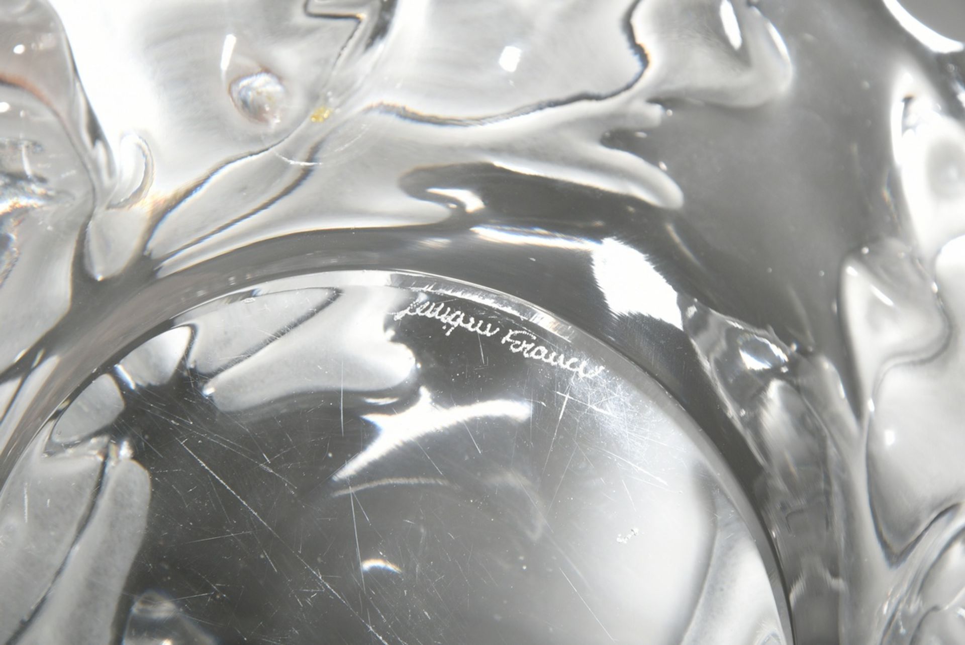 Large Lalique leaf bowl "Champs-Élysées", colourless glass, partly satinised, incised signature, Fr - Image 5 of 5