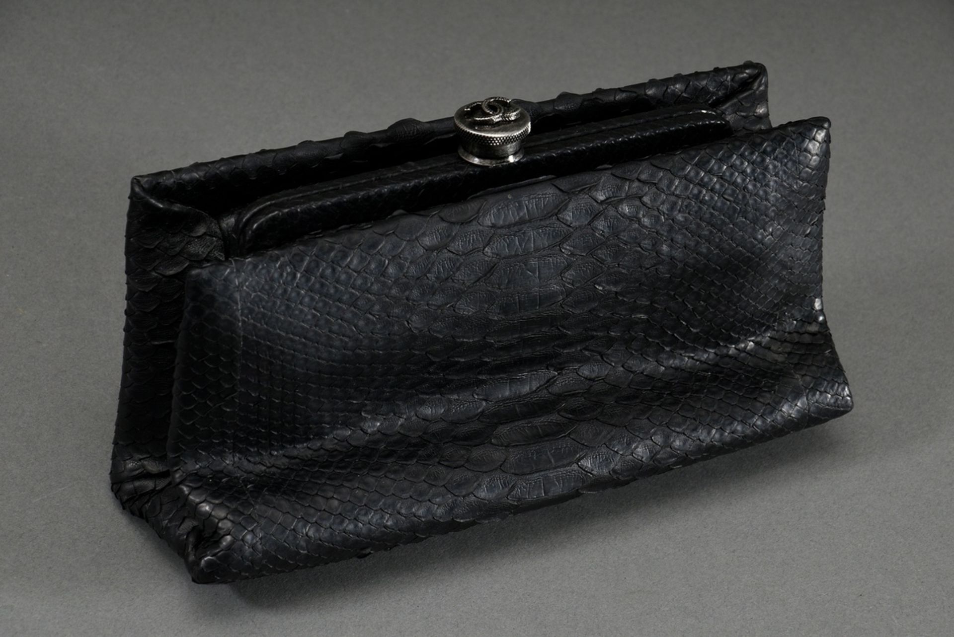 Chanel clutch in black python leather with silver metal logo clasp, black silk lining, Collection 2 - Image 5 of 5