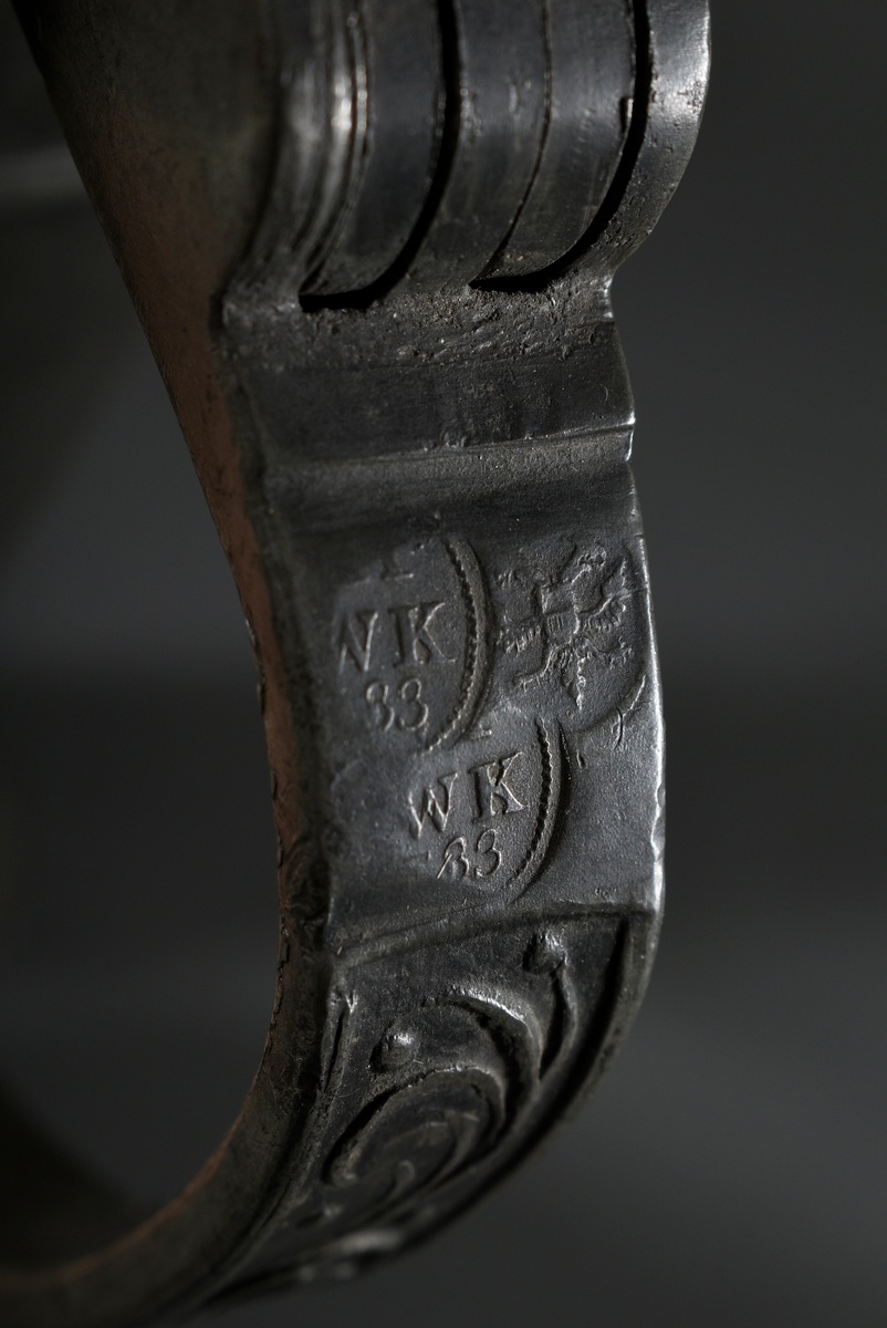 2 Diverse Lübeck pewter pillar jugs or tap seats with spherical thumb rest, ornamental relief on th - Image 7 of 8