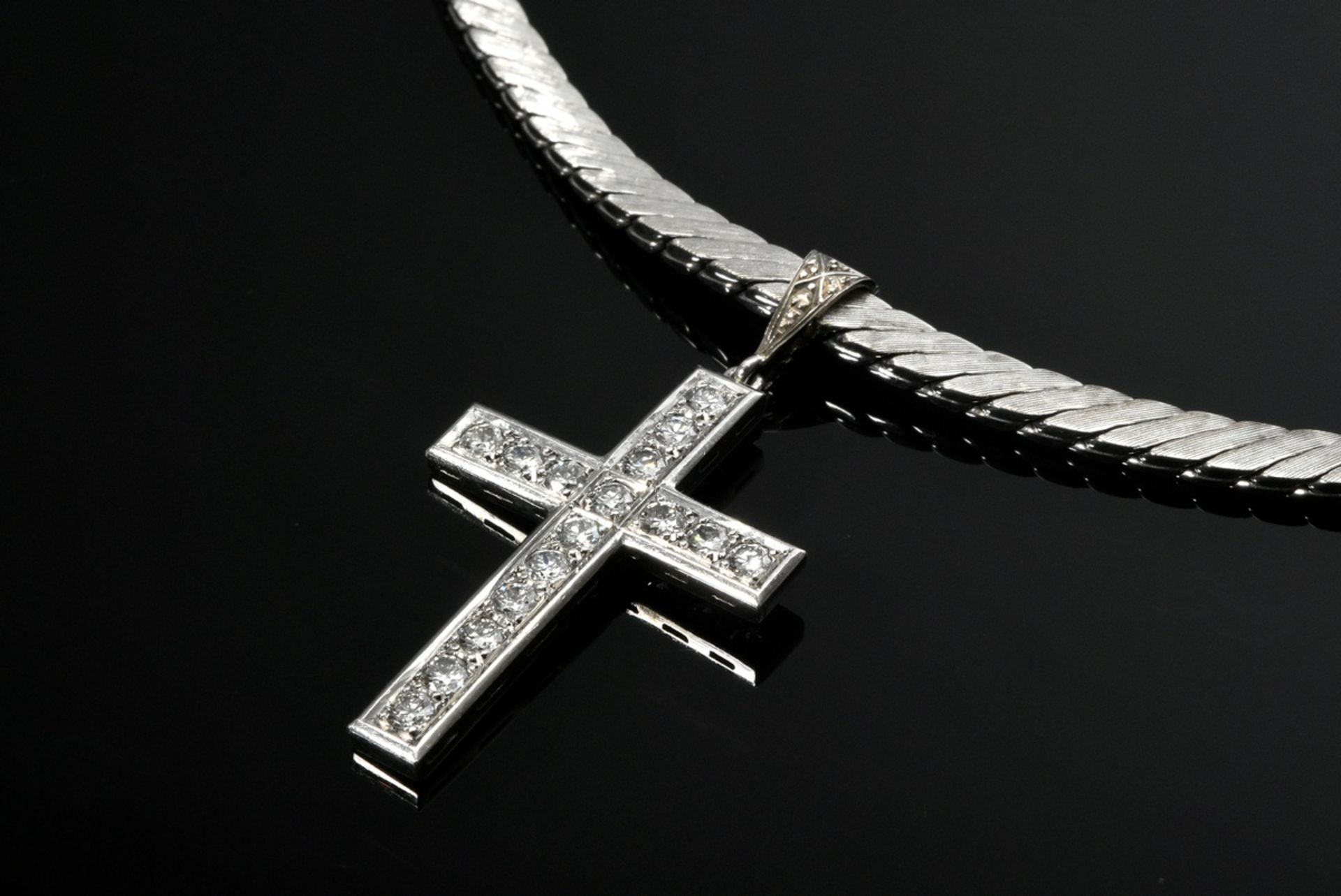 Wide satin white gold 585 necklace (42g, l. 42,3cm) with brilliant cut diamond "cross" pendant clip