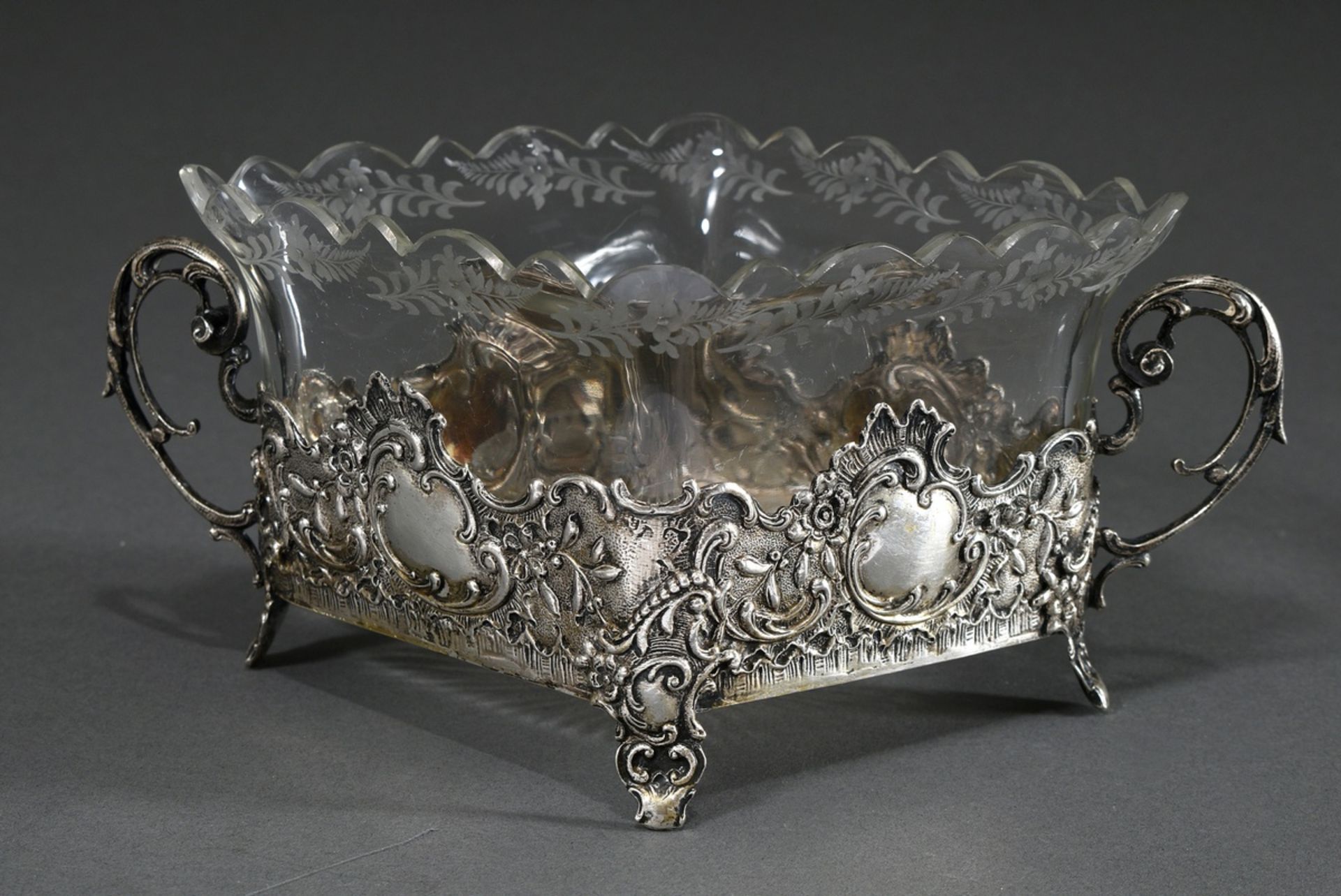 A rhombus-shaped biscuit dish in neo-rococo style on small feet with ornamental handles and floral  - Image 2 of 6