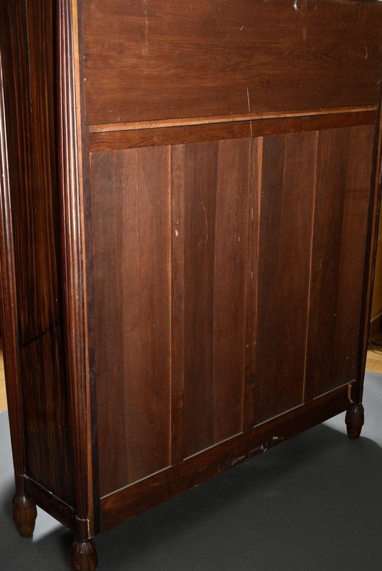 Art Deco cabinet in the style of Emile-Jacques Ruhlmann (1879-1933) with sparse inlay "winches" and - Image 5 of 6