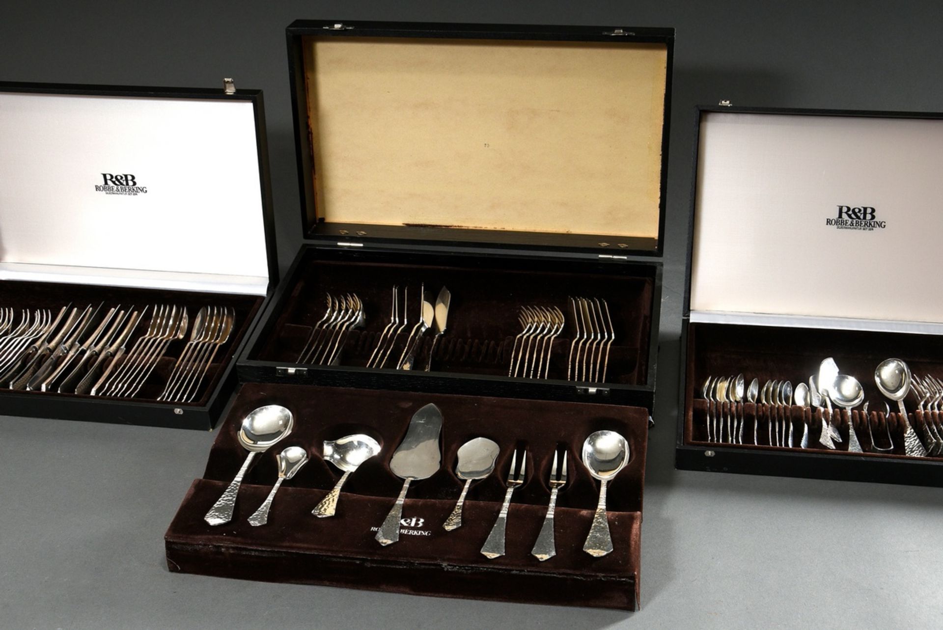 97 Pieces Robbe & Berking cutlery "Hermitage" with marbled and floral engraved handles for 12 perso