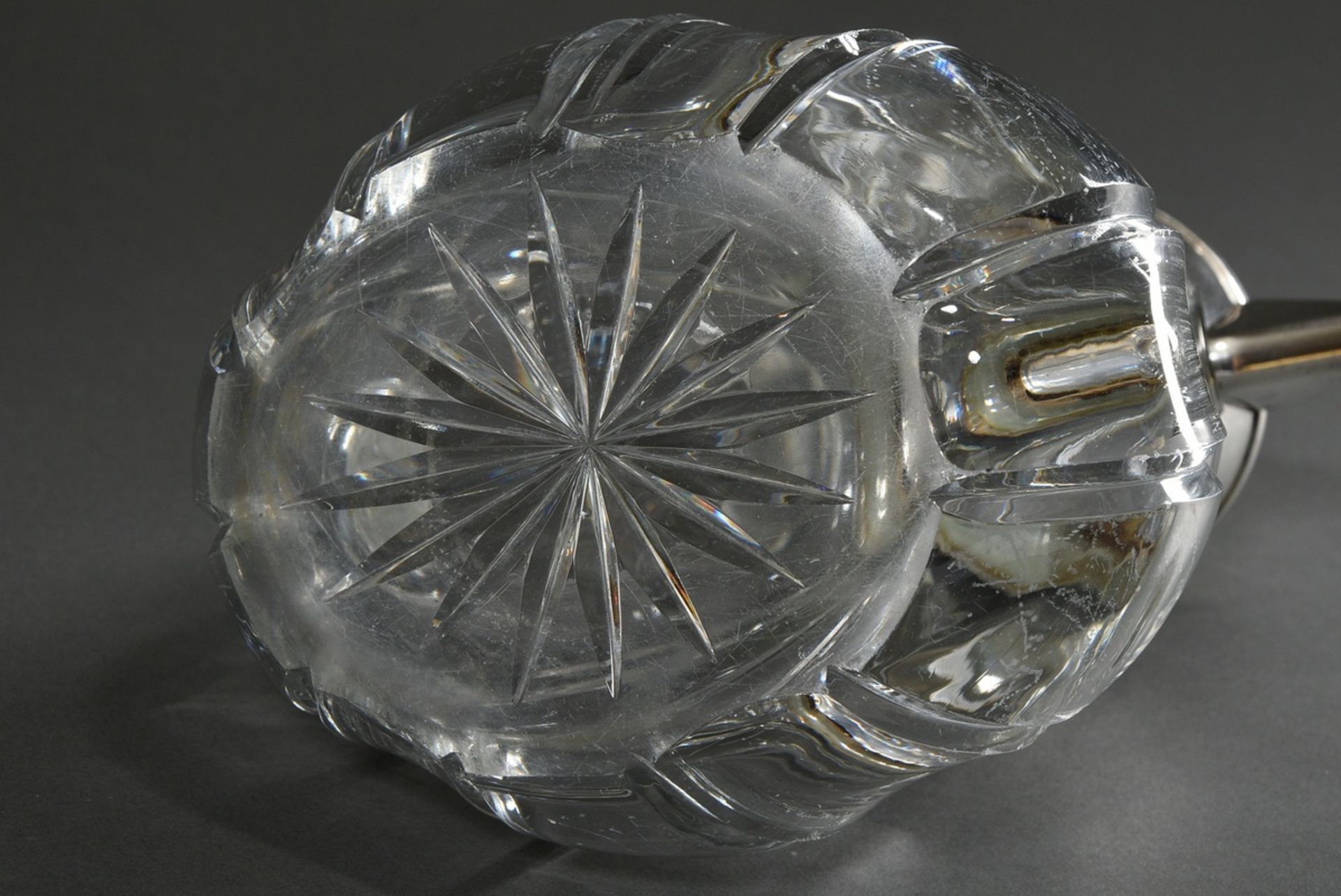 Bellied crystal jug with plain silver 800 mount and wide facet cut, 20th c., h. 27,5cm - Image 5 of 5