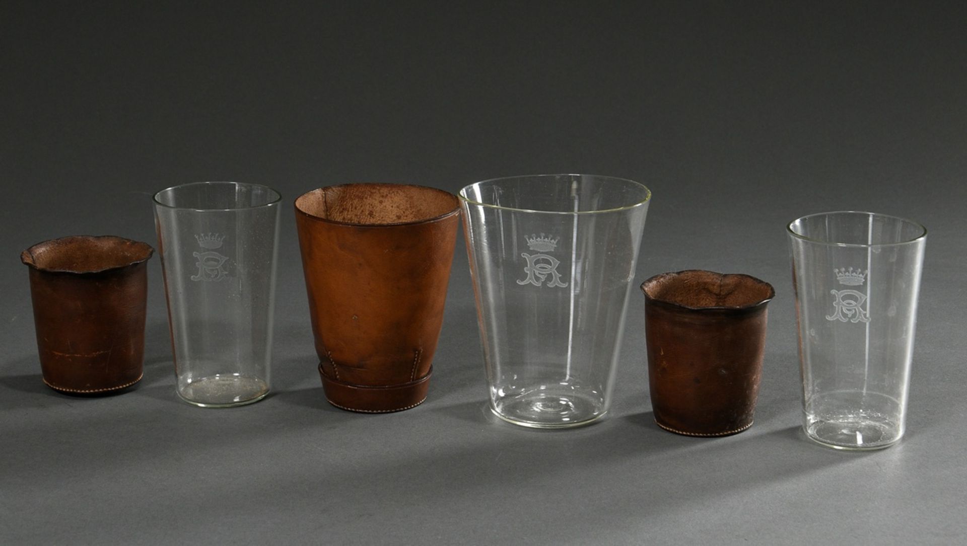 13 Various pieces picnic set with monogram "R under crown", around 1900: 3 glasses with leather cov - Image 3 of 20