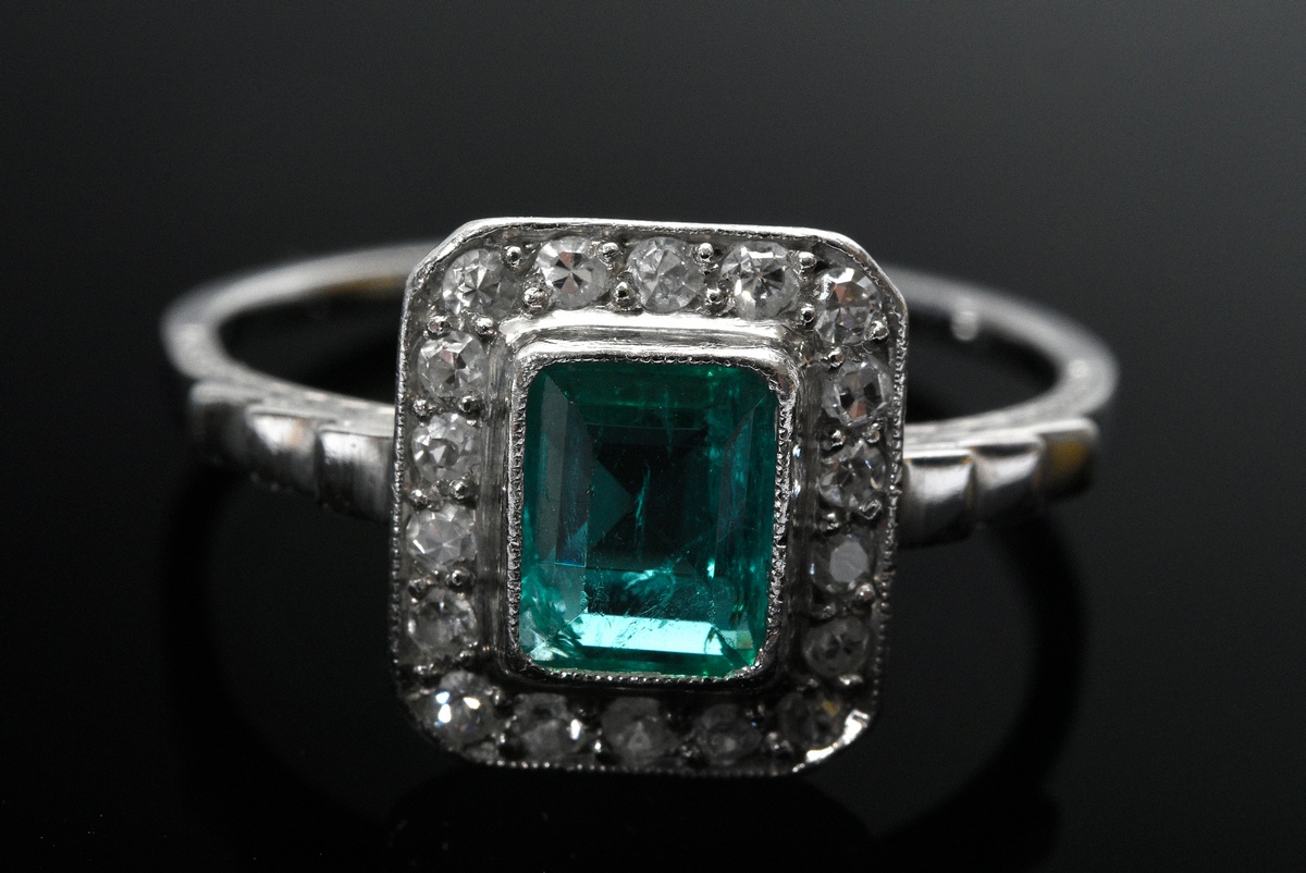 Elegant white gold 750 Art Deco ring with stair cut emerald (ca. 0.80ct) and octagonal diamonds (ad - Image 2 of 3