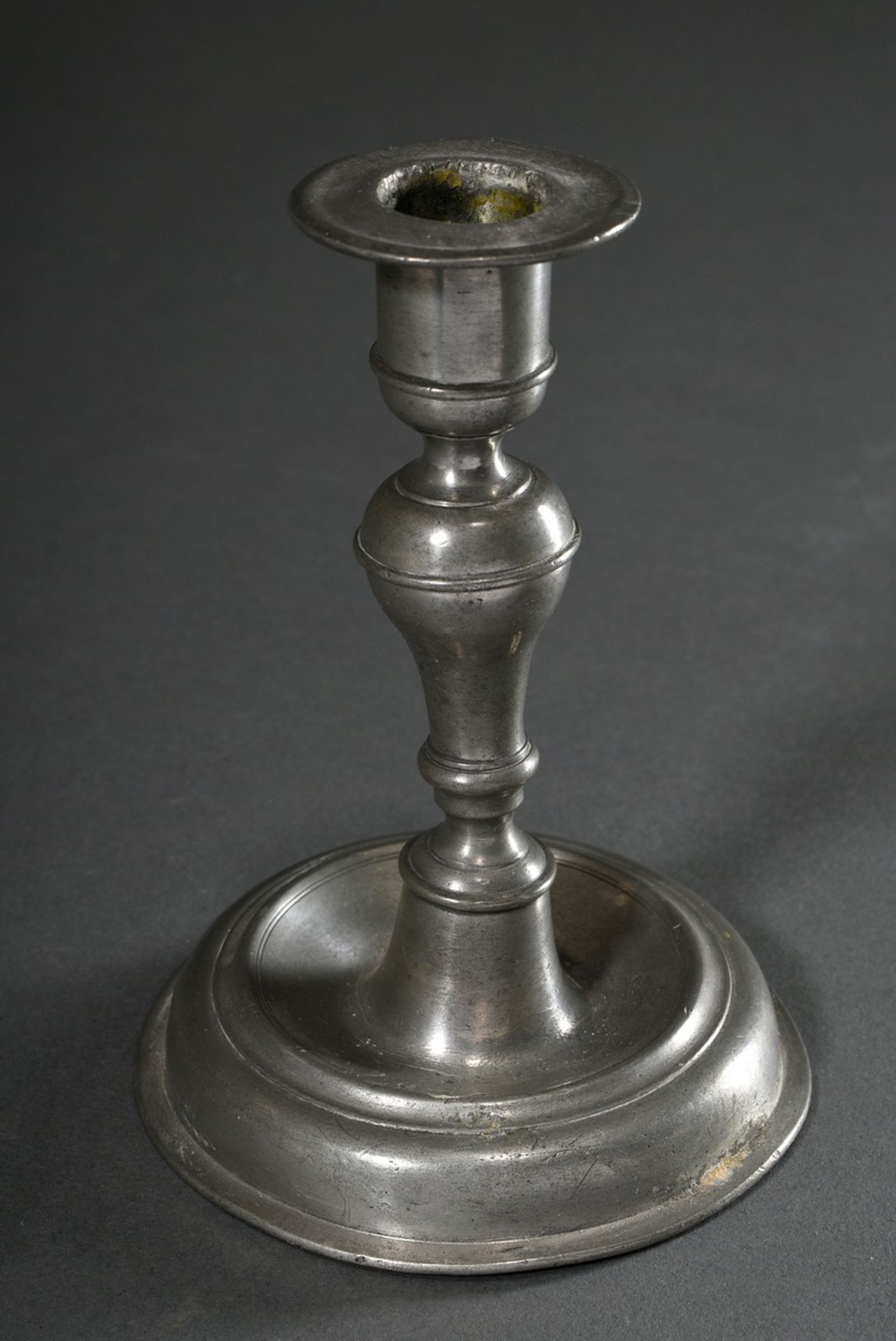 3 Various pieces of pewter, 18th century: large plate with engraved owner's monogram "C.S.S. 1775", - Image 5 of 11