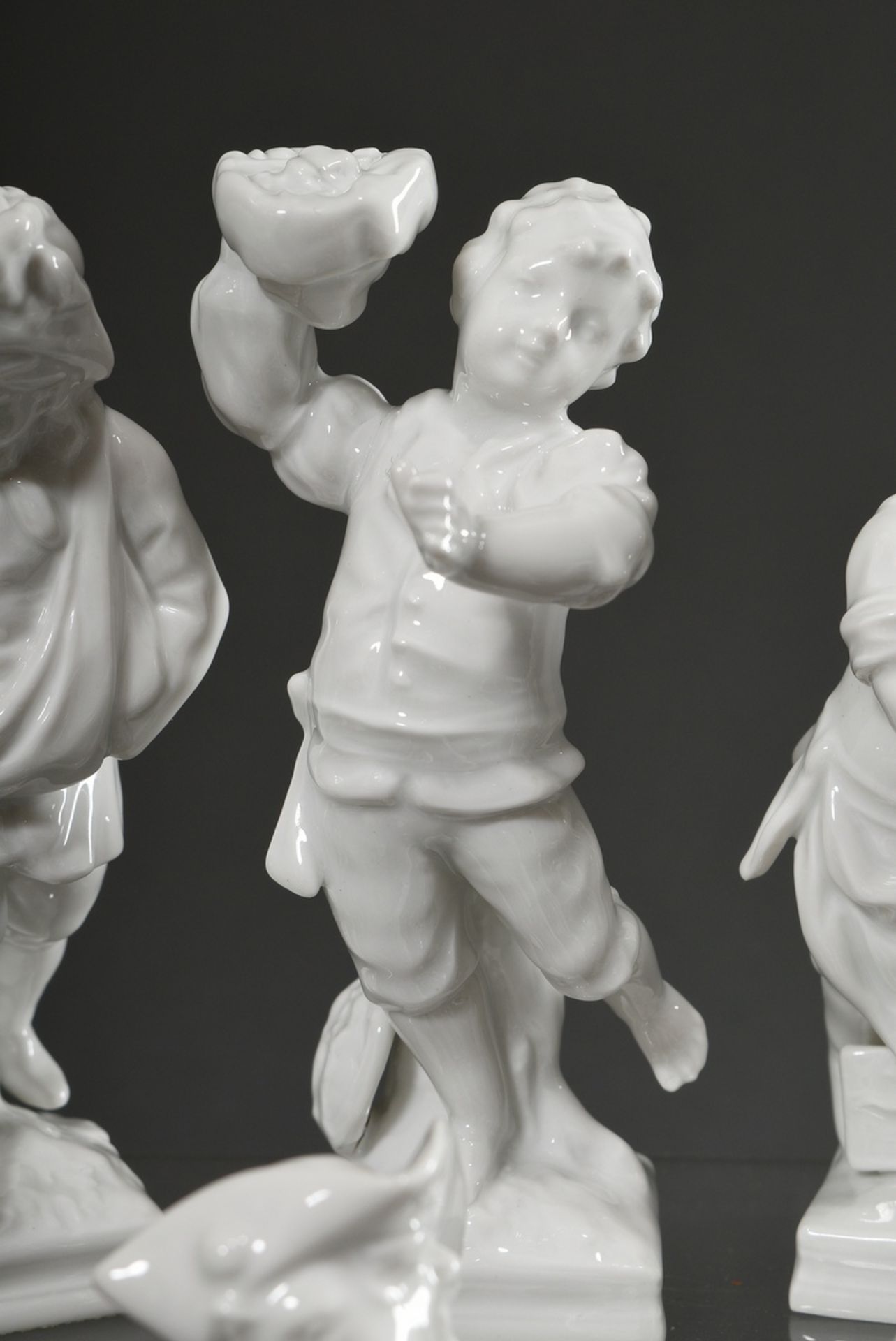 12 KPM porcelain "Zodiac" month figures, children as allegories of the zodiac signs resp. months wi - Image 3 of 6