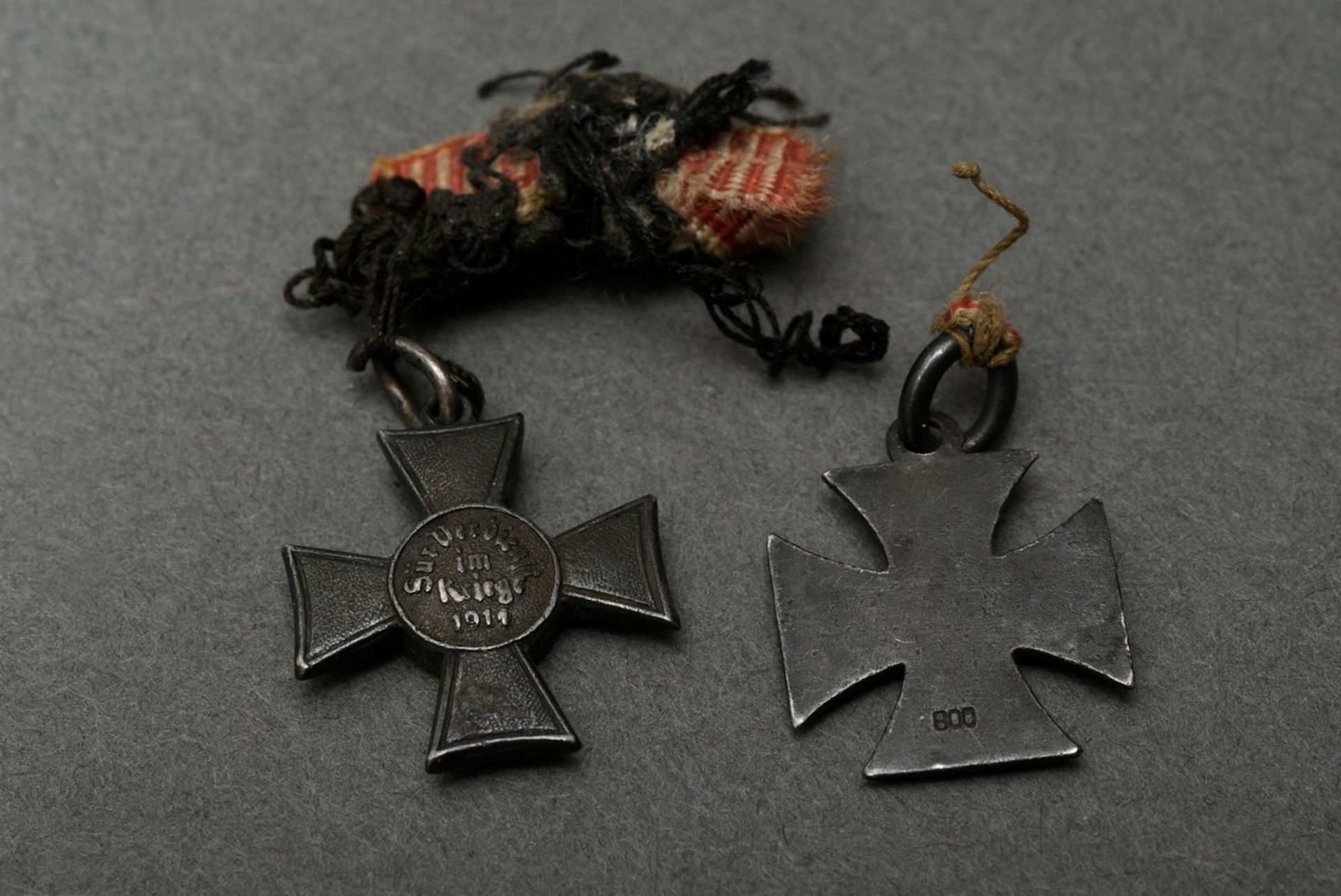 2 Various medal miniatures First World War: Iron Cross 1914 (silver 800 enamelled, ca. 2x1,5cm) and - Image 2 of 4