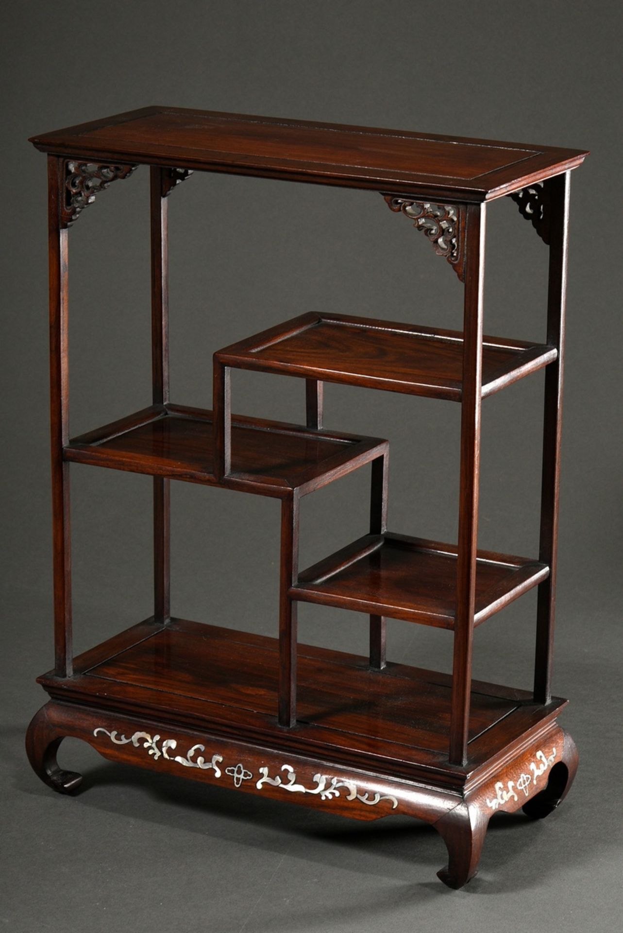 Small Chinese redwood stand with shelves in different heights and mother-of-pearl inlaid, 50x37x18c - Image 2 of 4