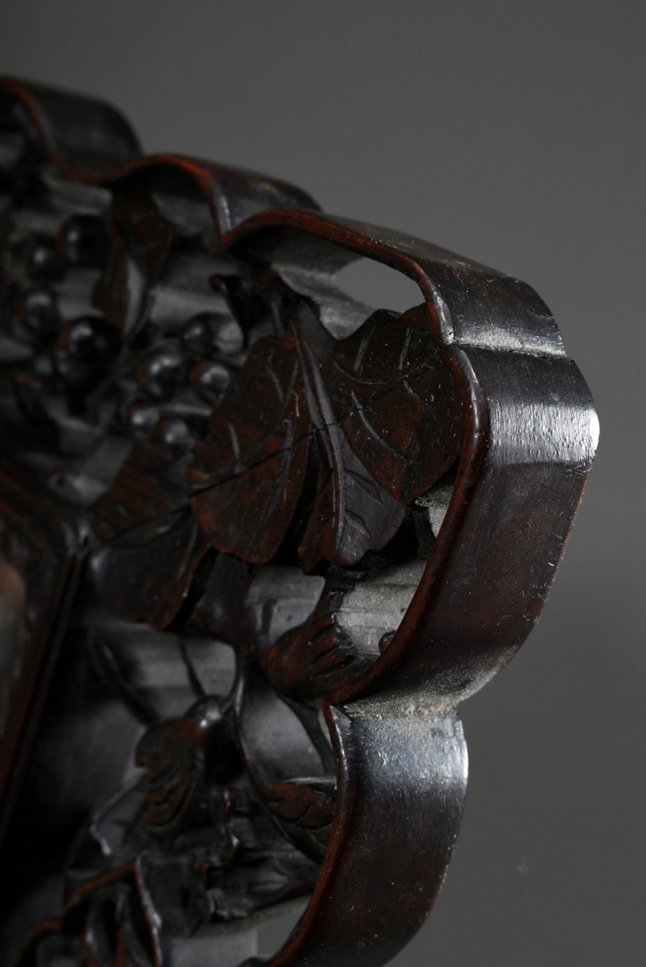 2 Chinese blackwood frames with "dragon and fruit motifs" in fine openwork carving, late Qing dynas - Image 4 of 5