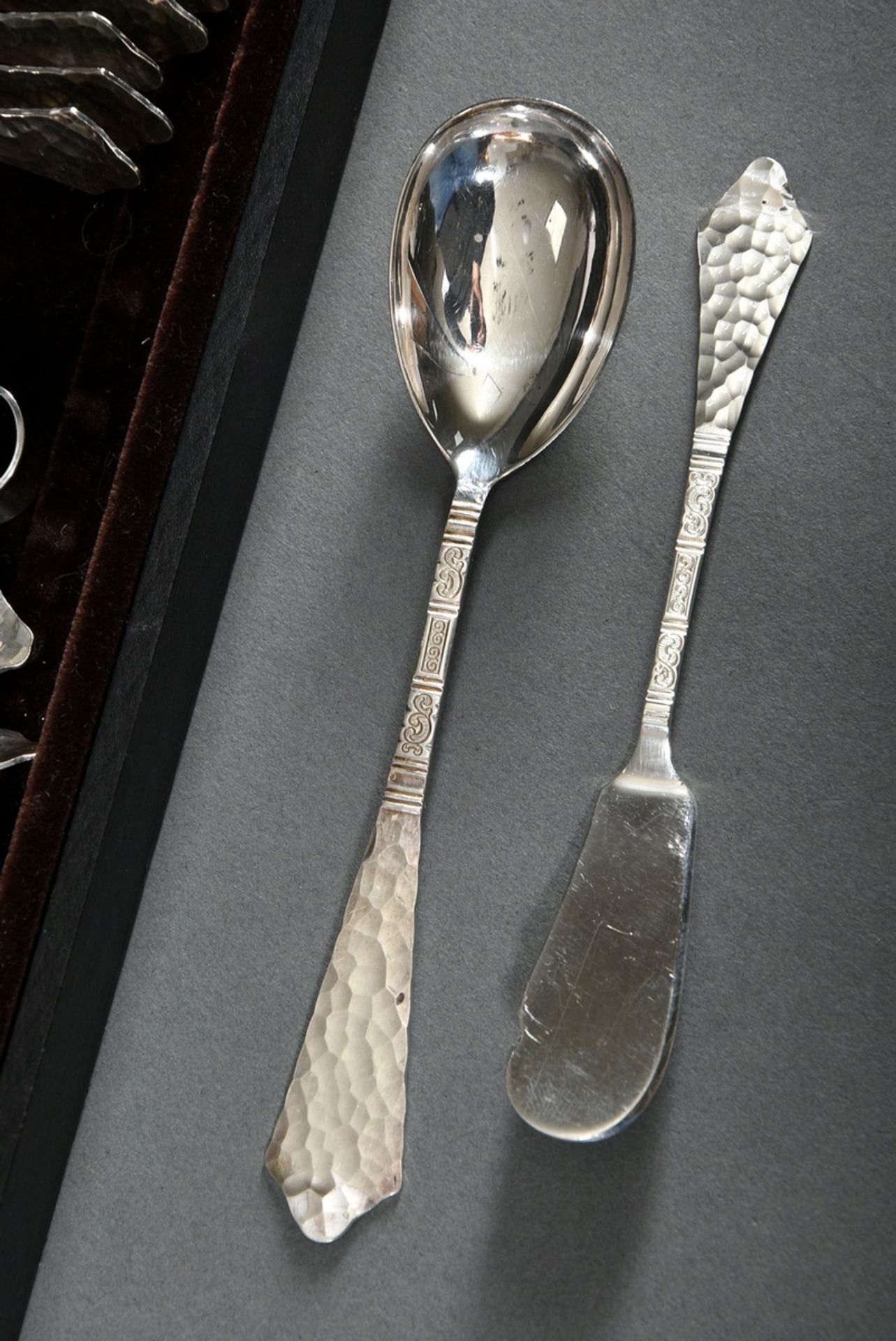 97 Pieces Robbe & Berking cutlery "Hermitage" with marbled and floral engraved handles for 12 perso - Image 12 of 12