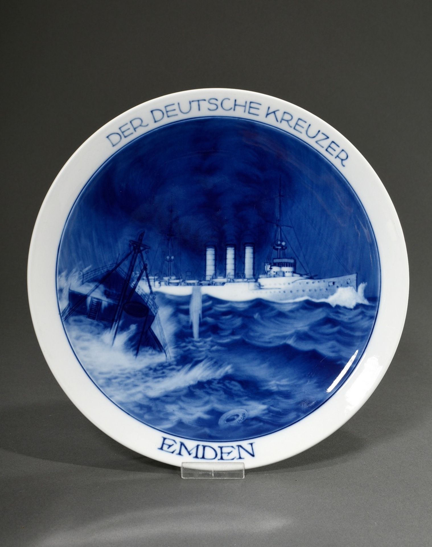 Meissen wall plate "Der Deutsche Kreuzer Emden", patriotic commemorative plate from World War I wit