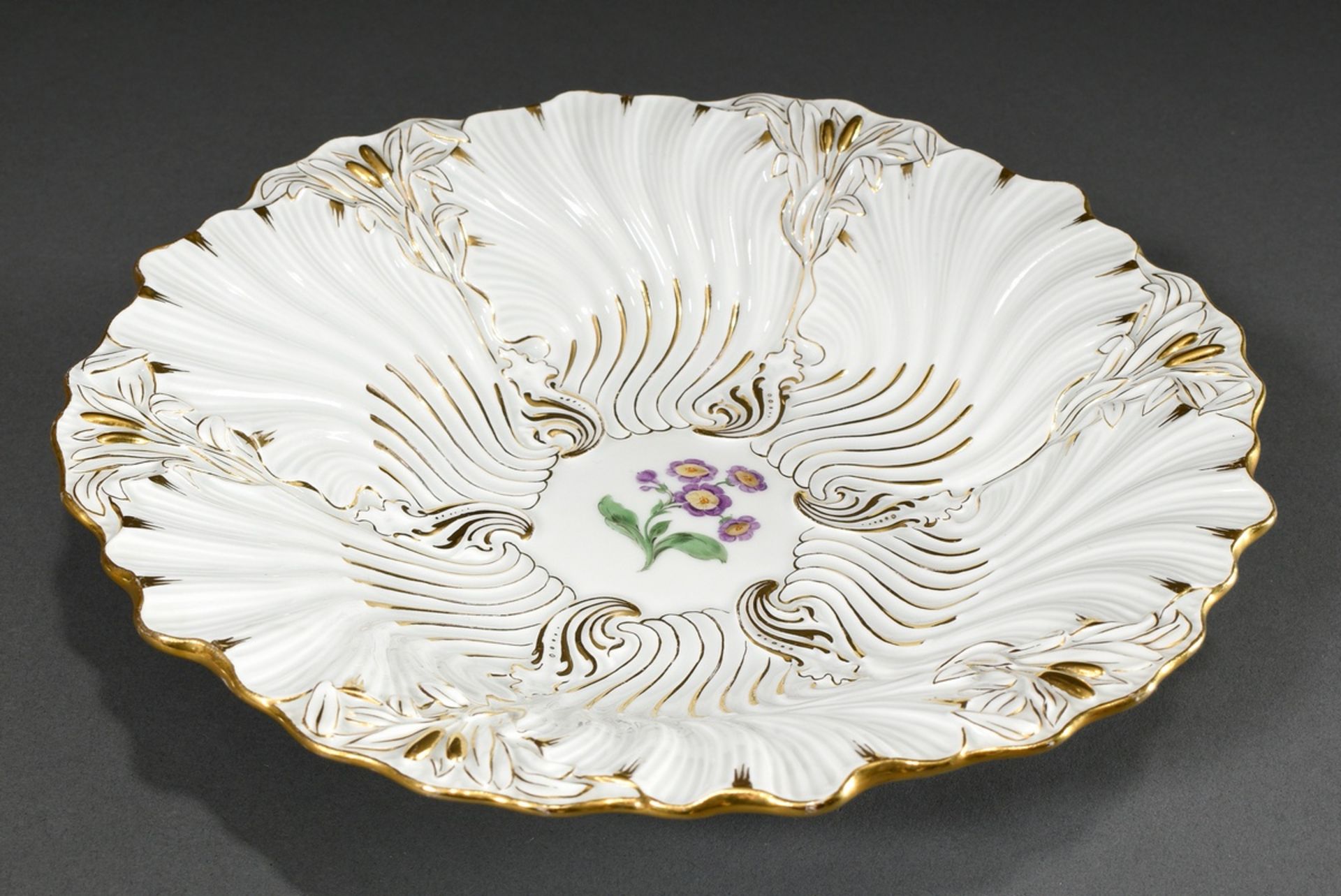 Meissen ceremonial bowl with gilded "bulrush and shell" relief and polychrome painted "primrose" in - Image 2 of 5