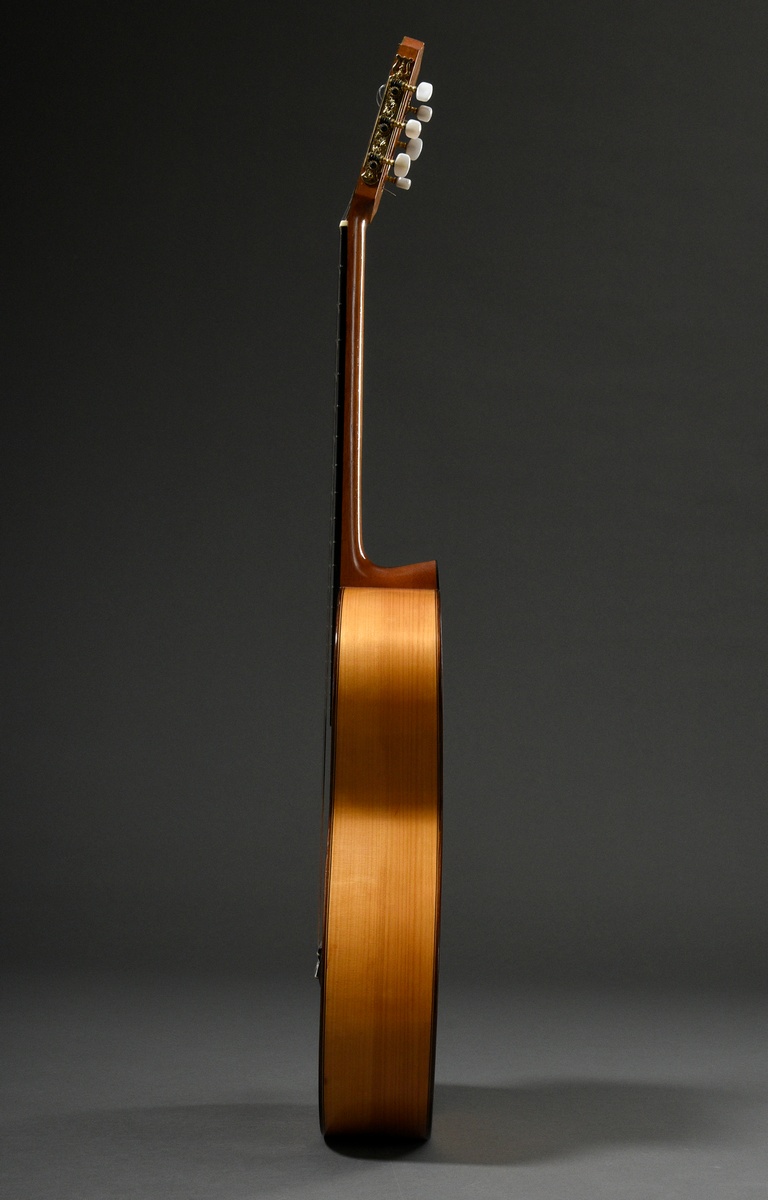 Flamenco guitar, Michael Wichmann, Hamburg 1987, label inside with stamp and signature, cedar top ( - Image 14 of 15