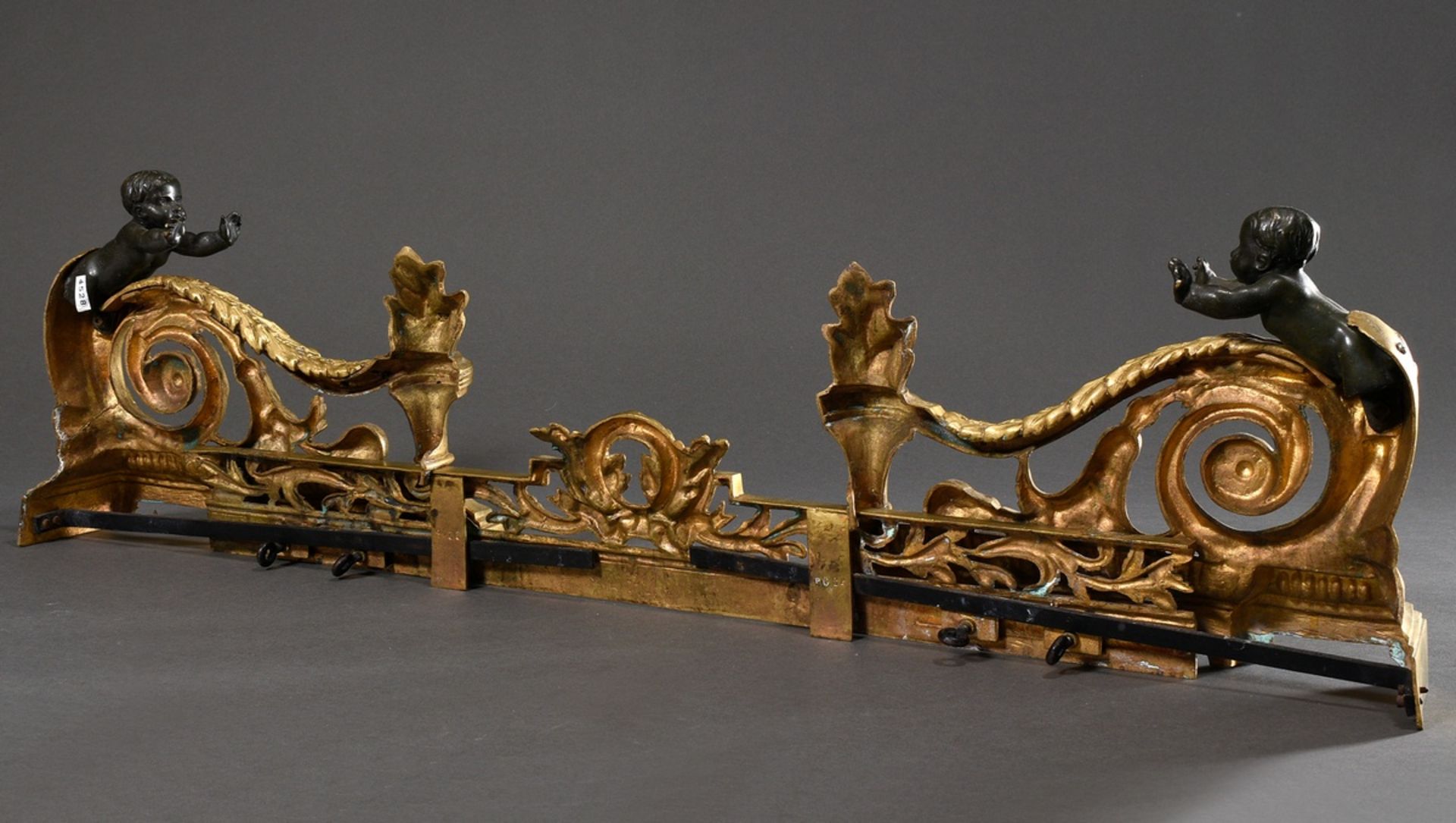 French brass mantelpiece in Louis XVI style with leaf volutes, flame vases and laurel wreath motif, - Image 6 of 7