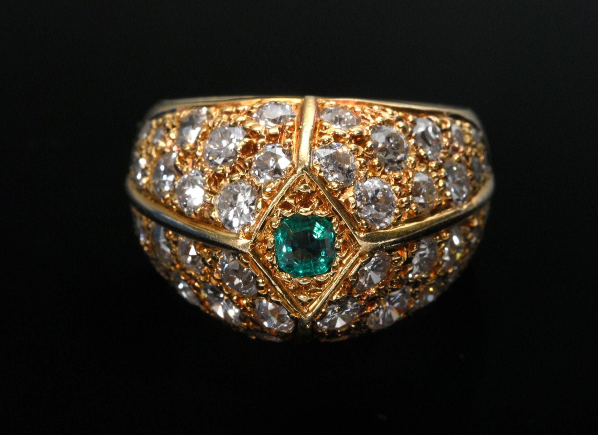Richly set yellow gold 750 ring with brilliant, old and octagonal cut diamonds (together approx. 1. - Image 4 of 5