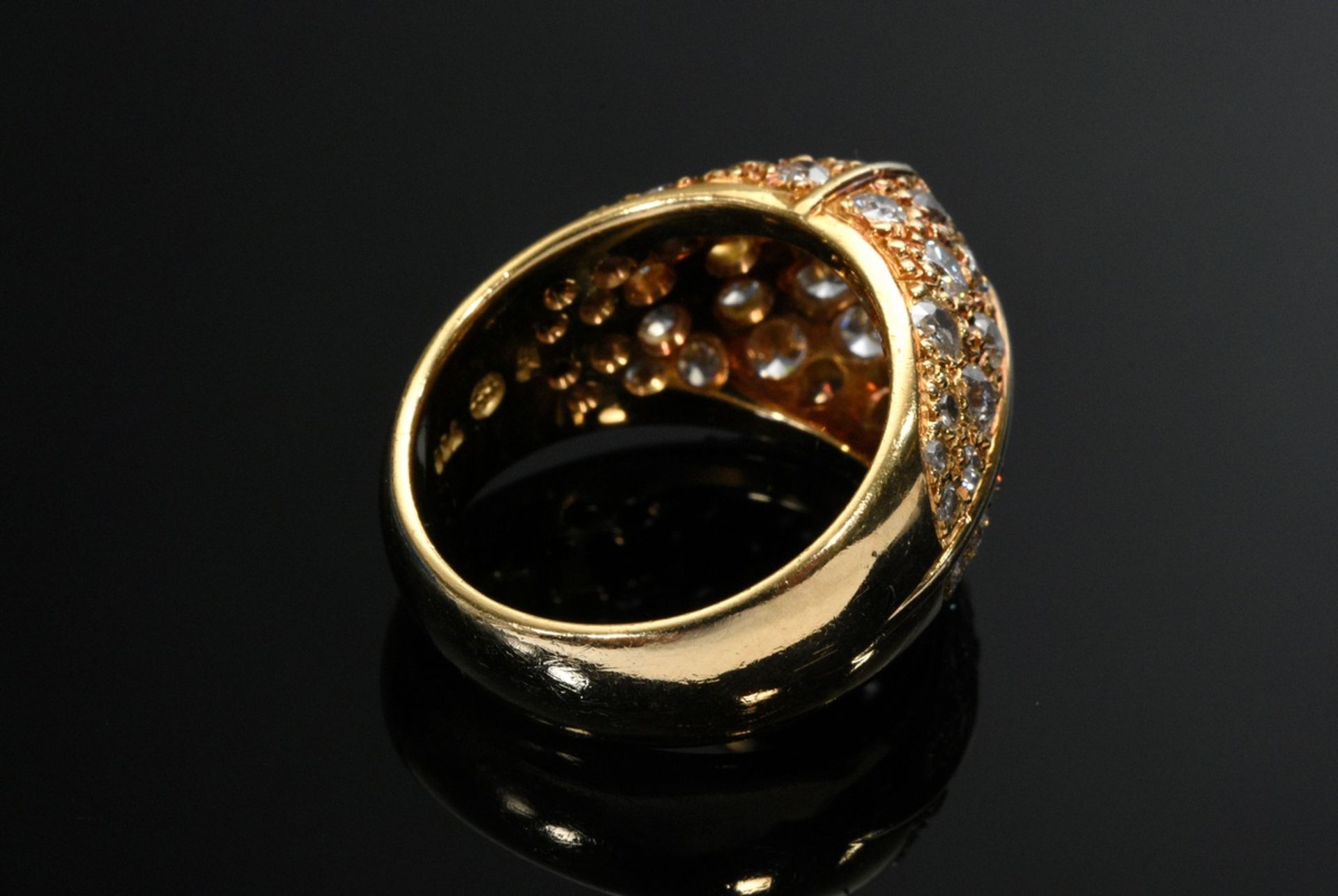 Richly set yellow gold 750 ring with brilliant, old and octagonal cut diamonds (together approx. 1. - Image 3 of 5